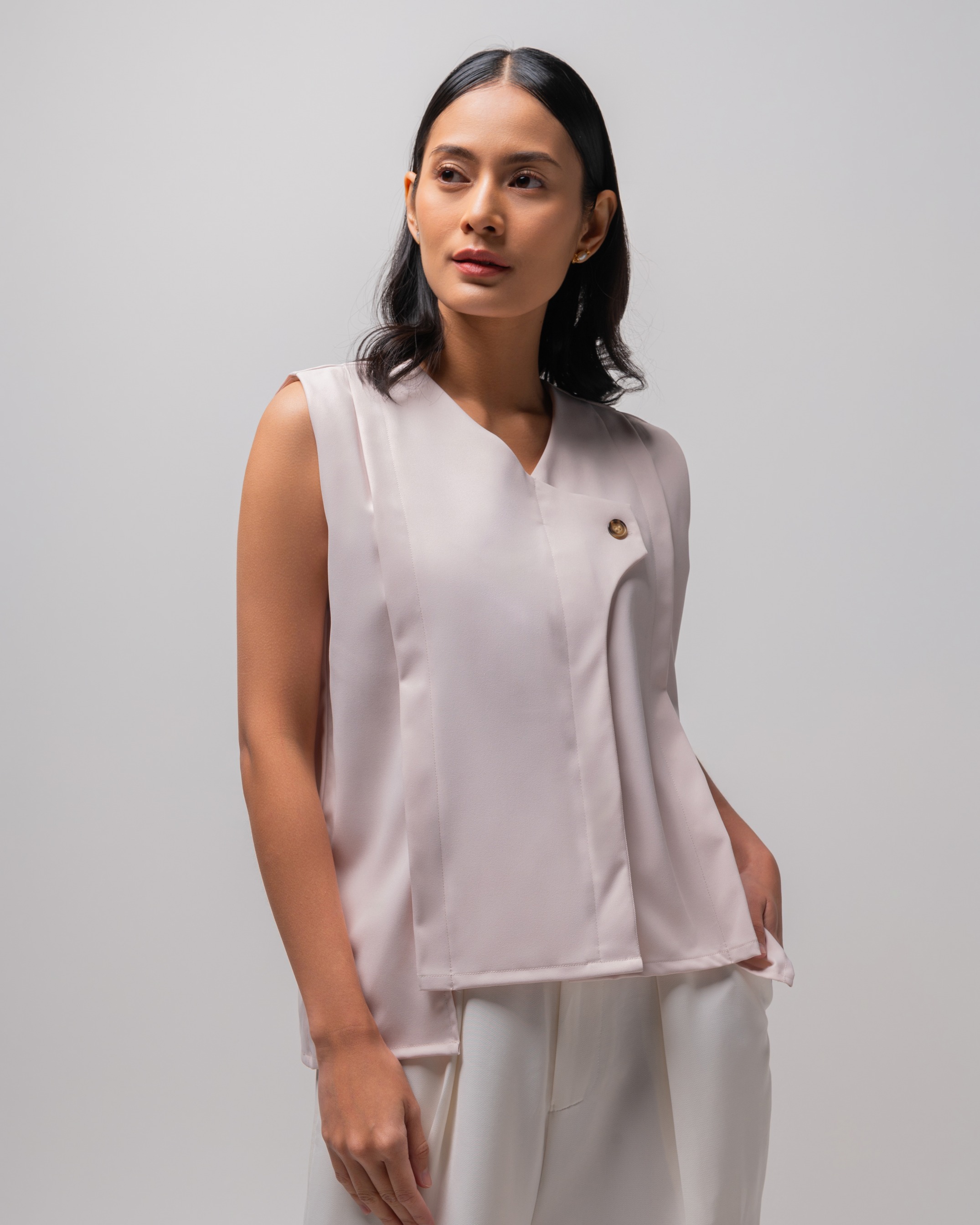 Lola Vest