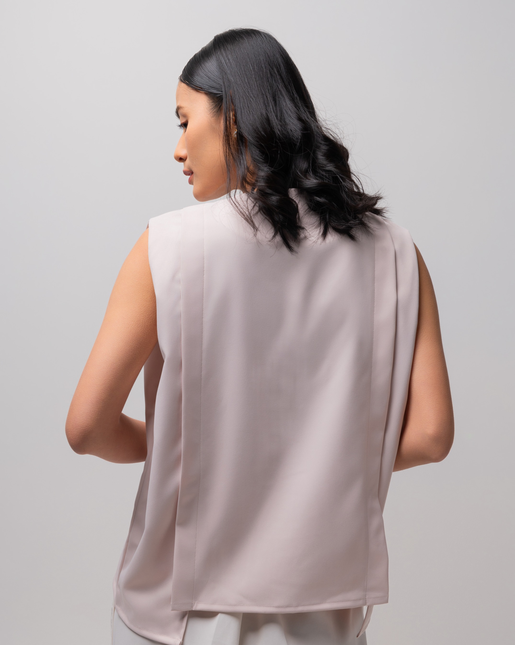 Lola Vest