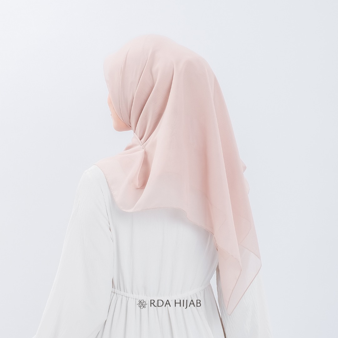 Paris Jepang Original Square Hijab (Paris Japan Original Square Hijab)