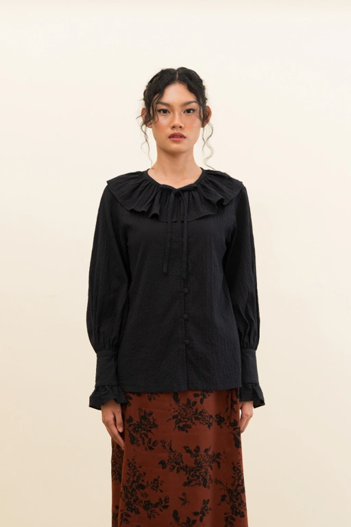 Image of BLOSSOMwithSTARRY Alexandra Blouse in Black