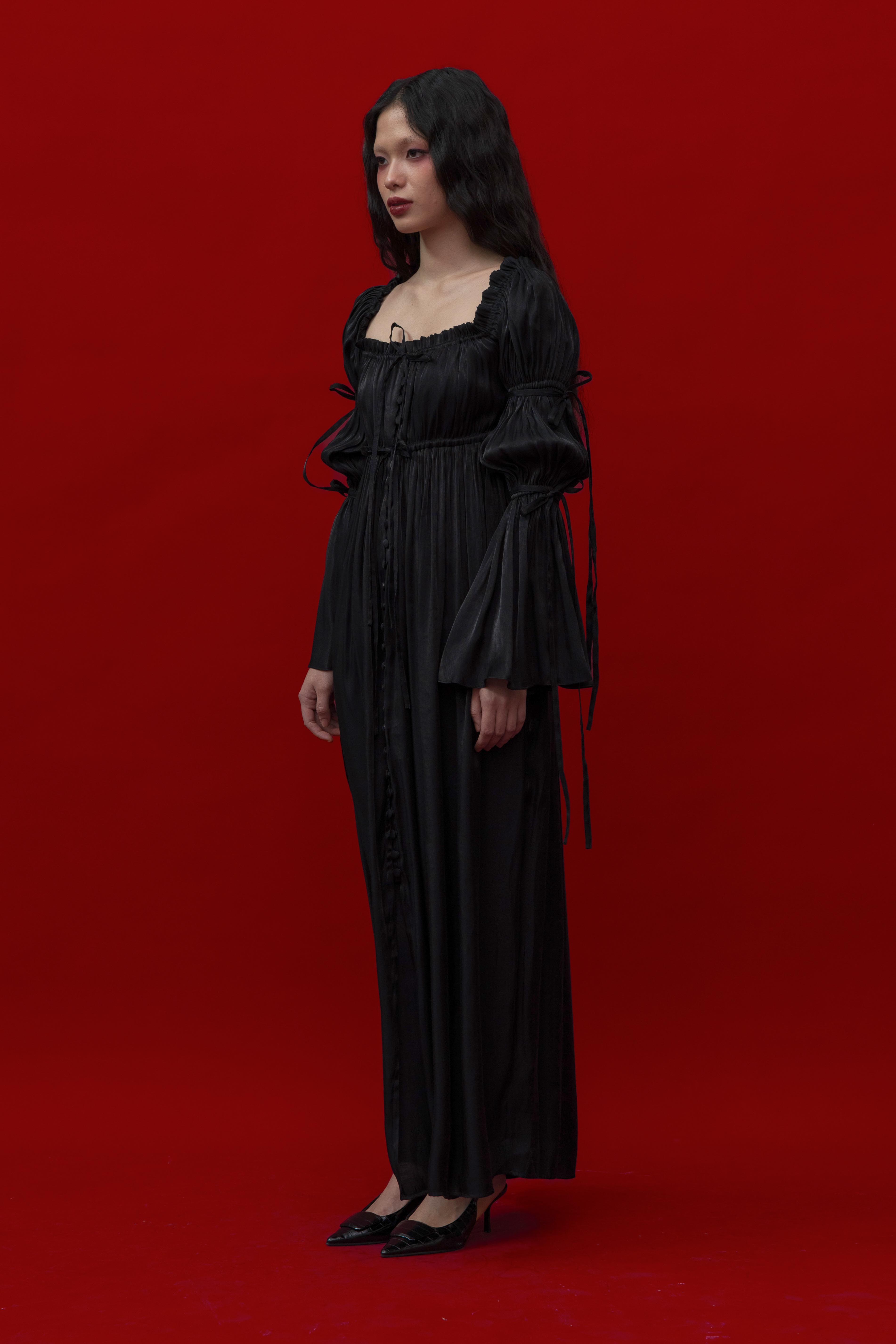 Lyra Dress in Black
