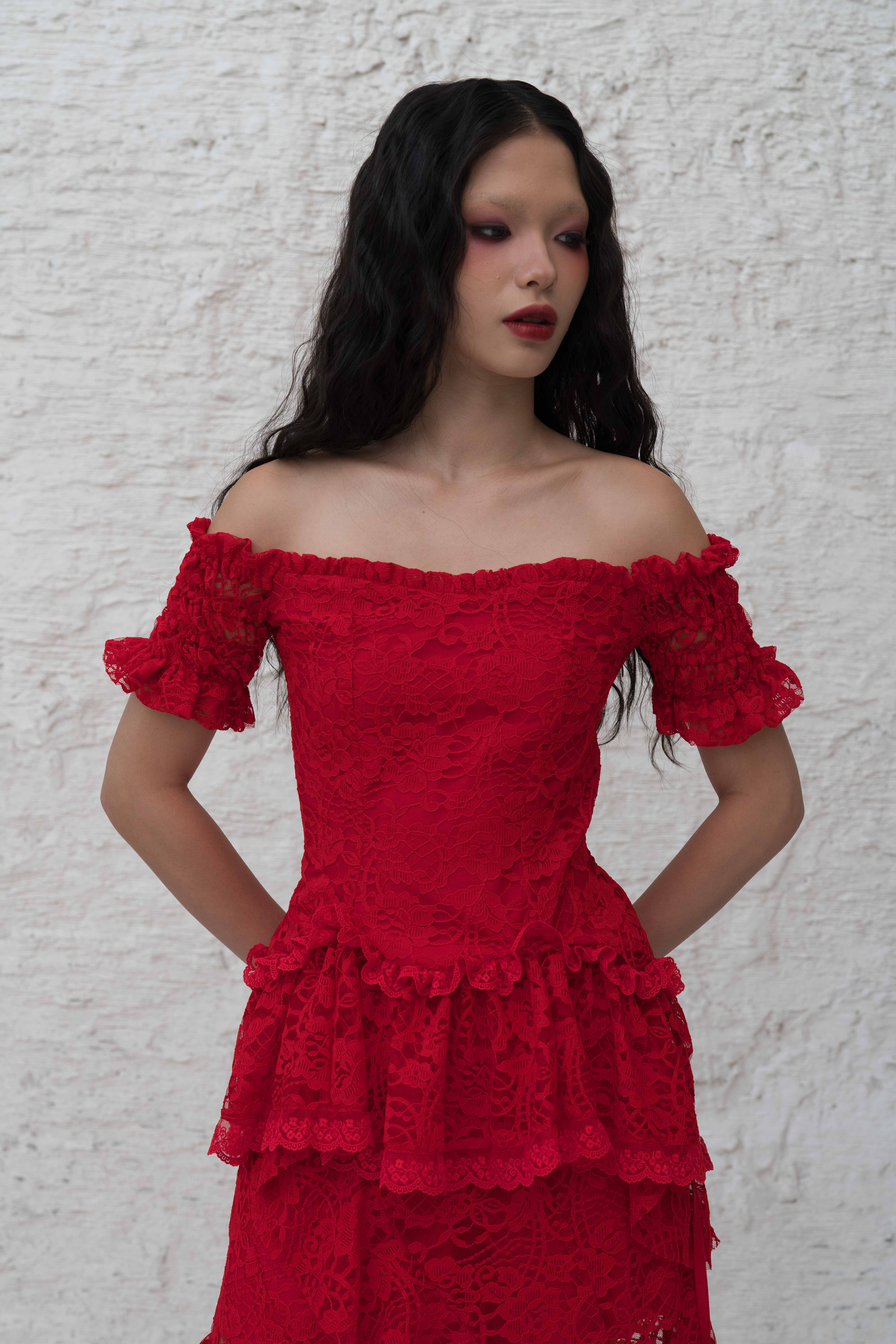 Lunaria Blouse in Red