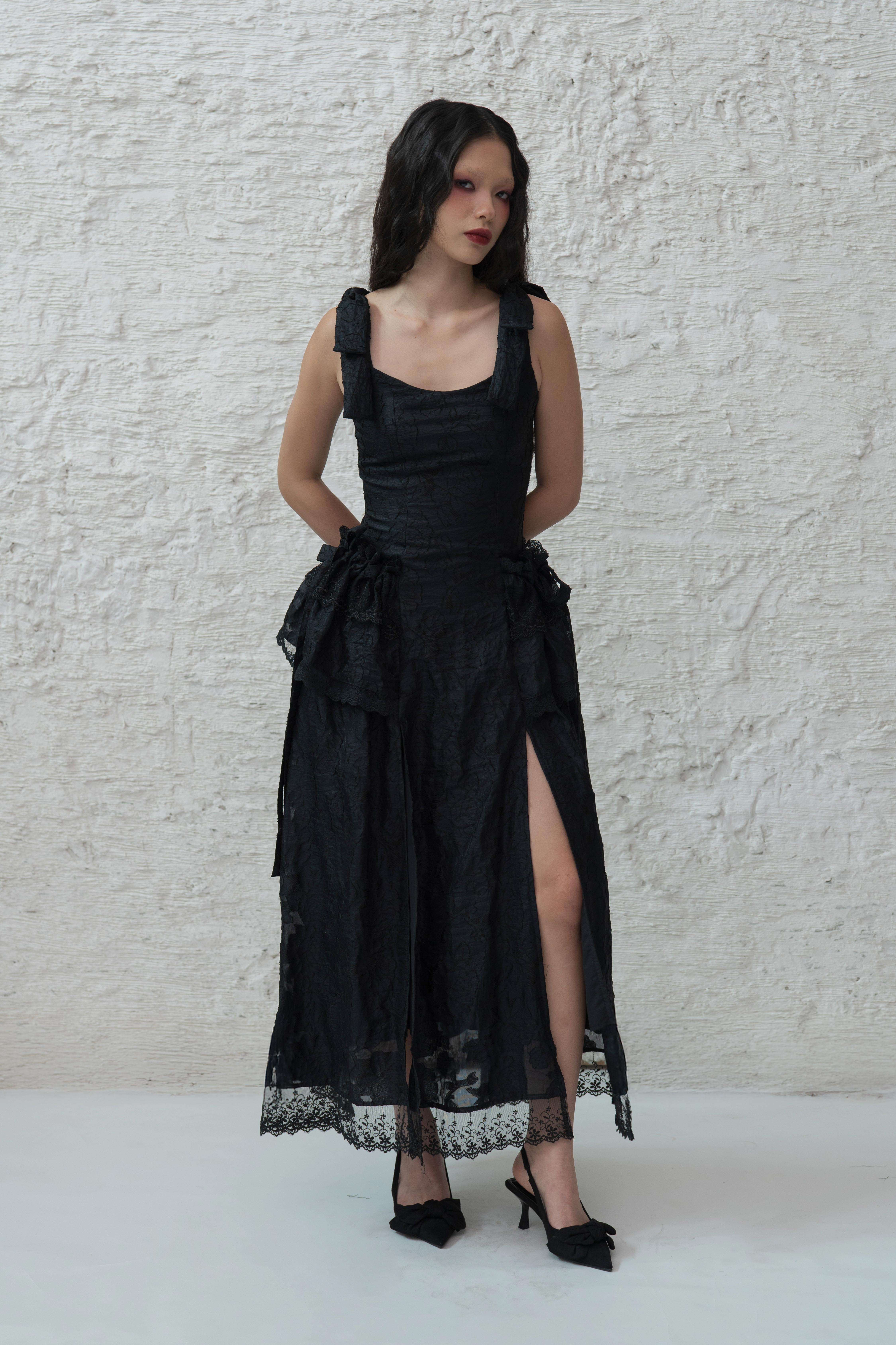 Circe Dress in Black