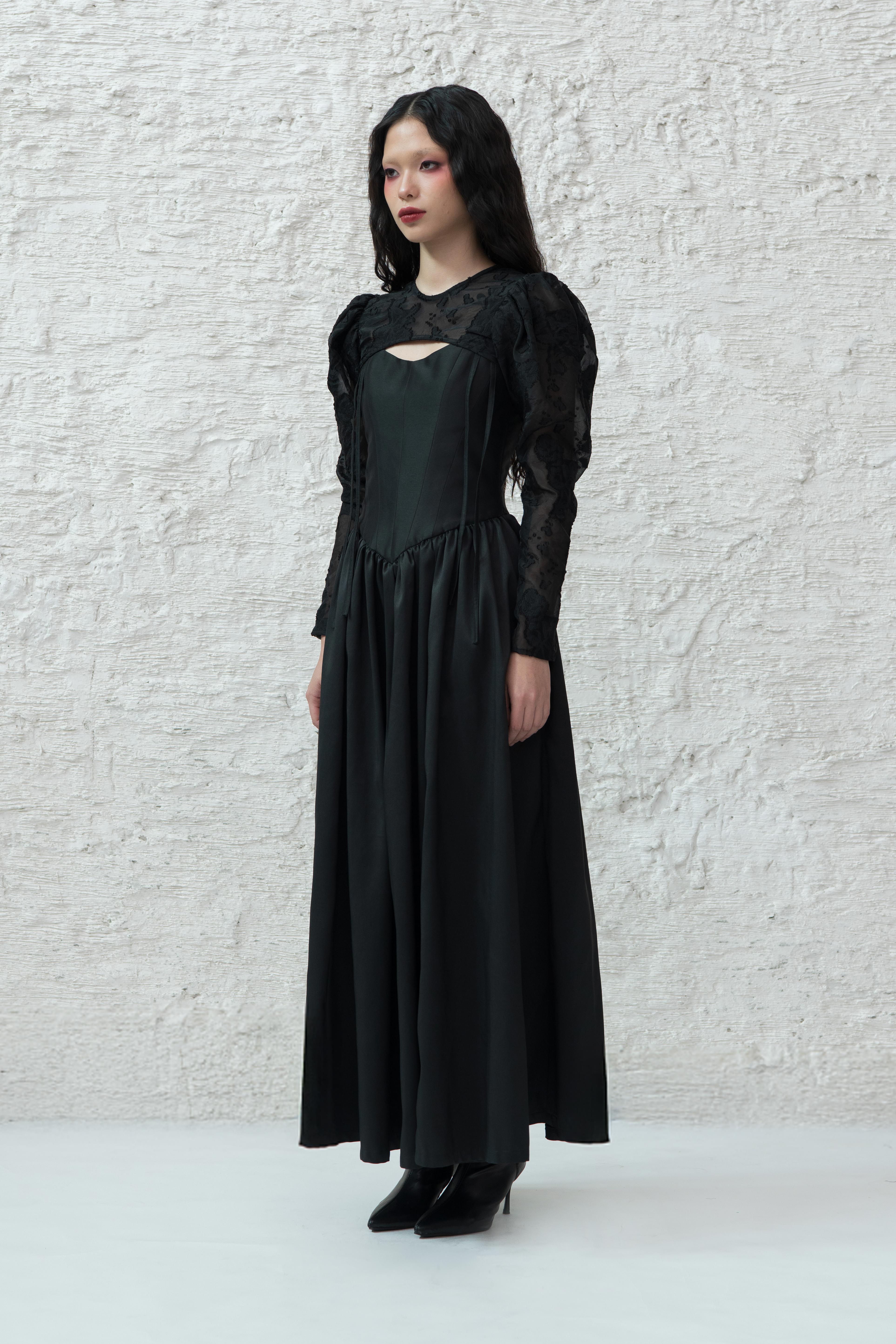 Mirelle Bolero in Black