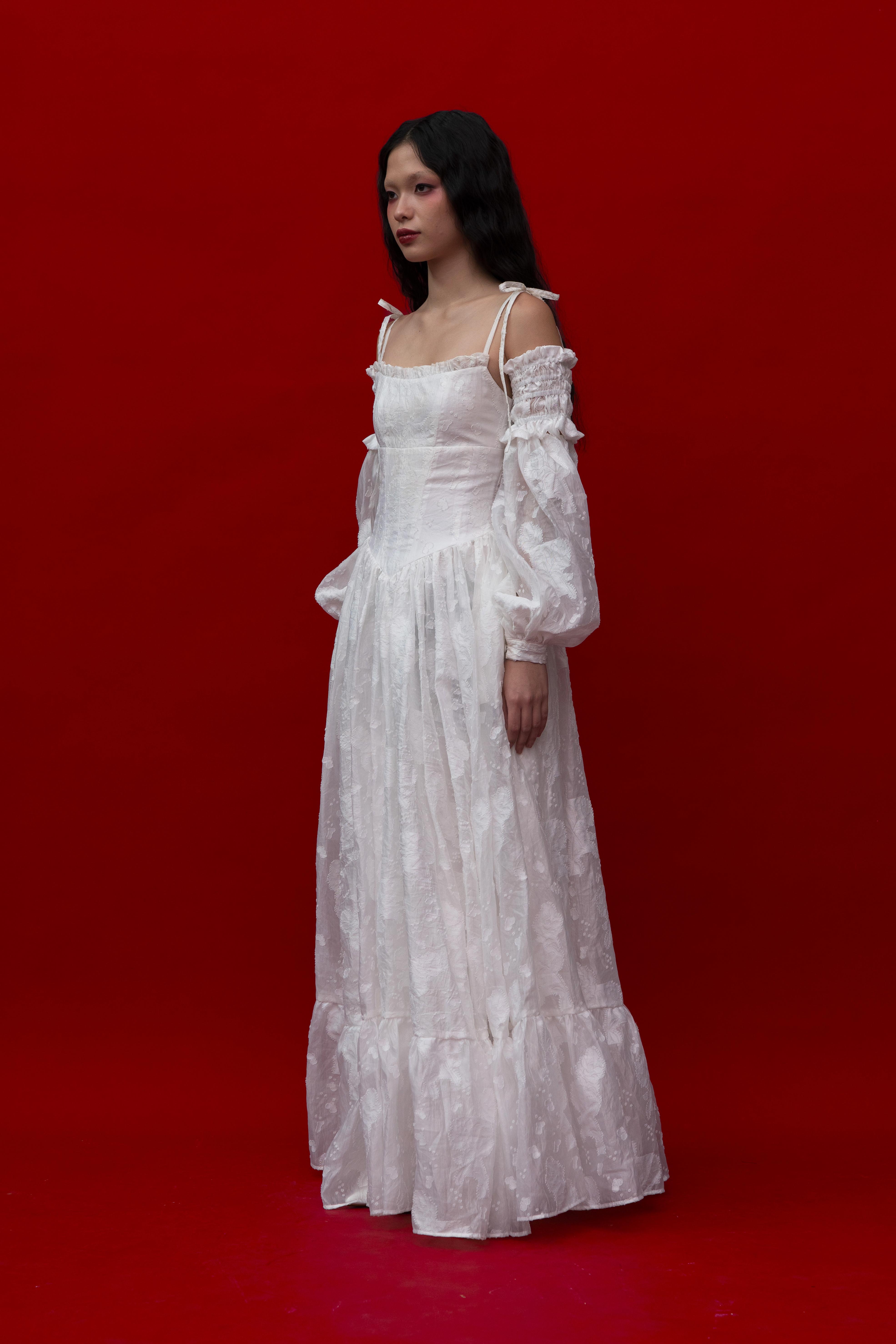 Averelle Dress in White