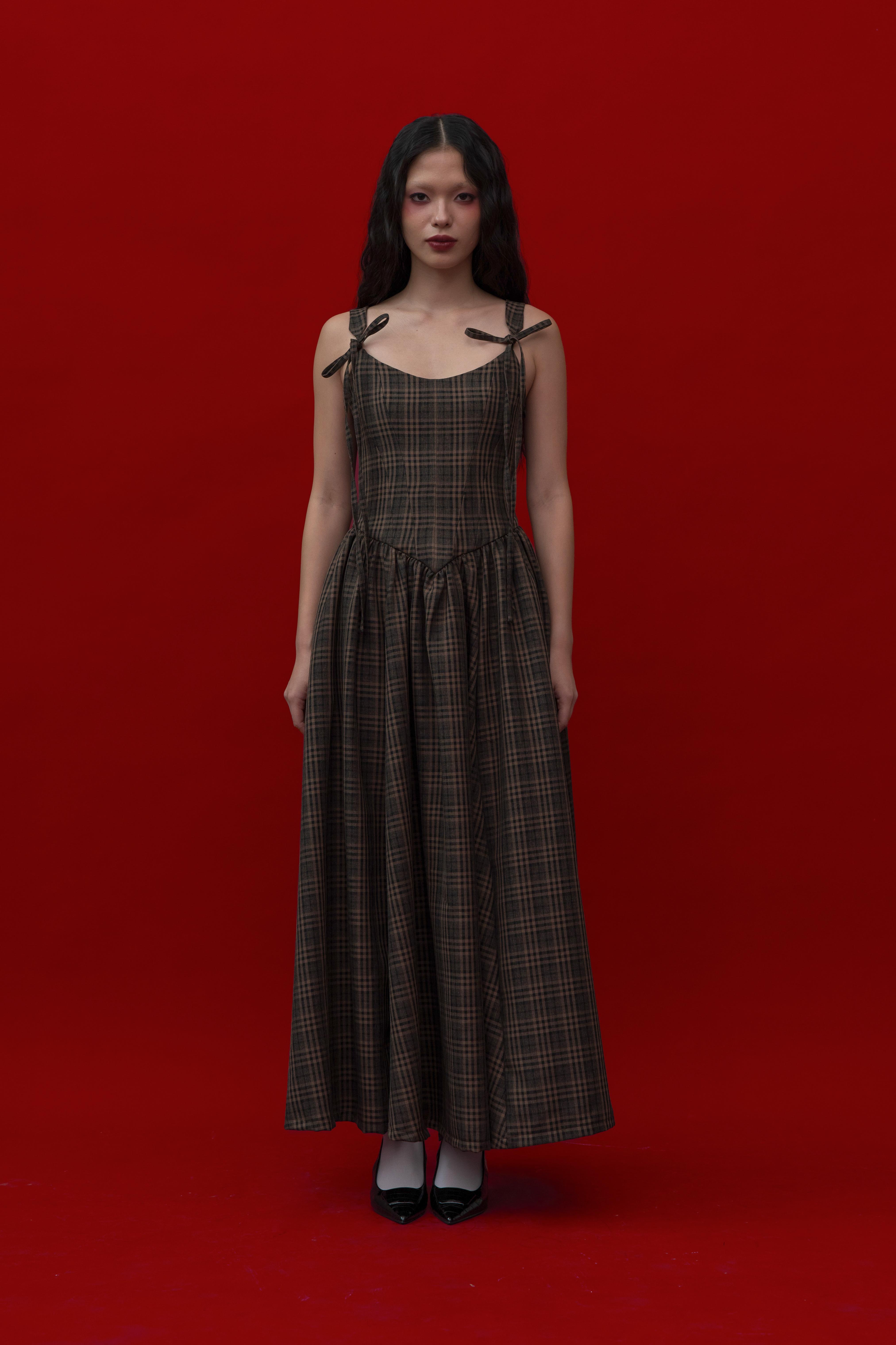 Vessara Dress in Brown