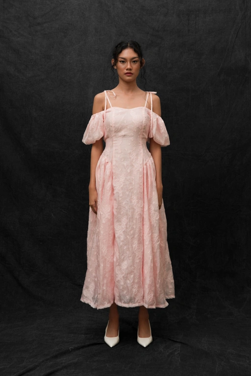 Image of Sweetheart Dress in Soft Pink