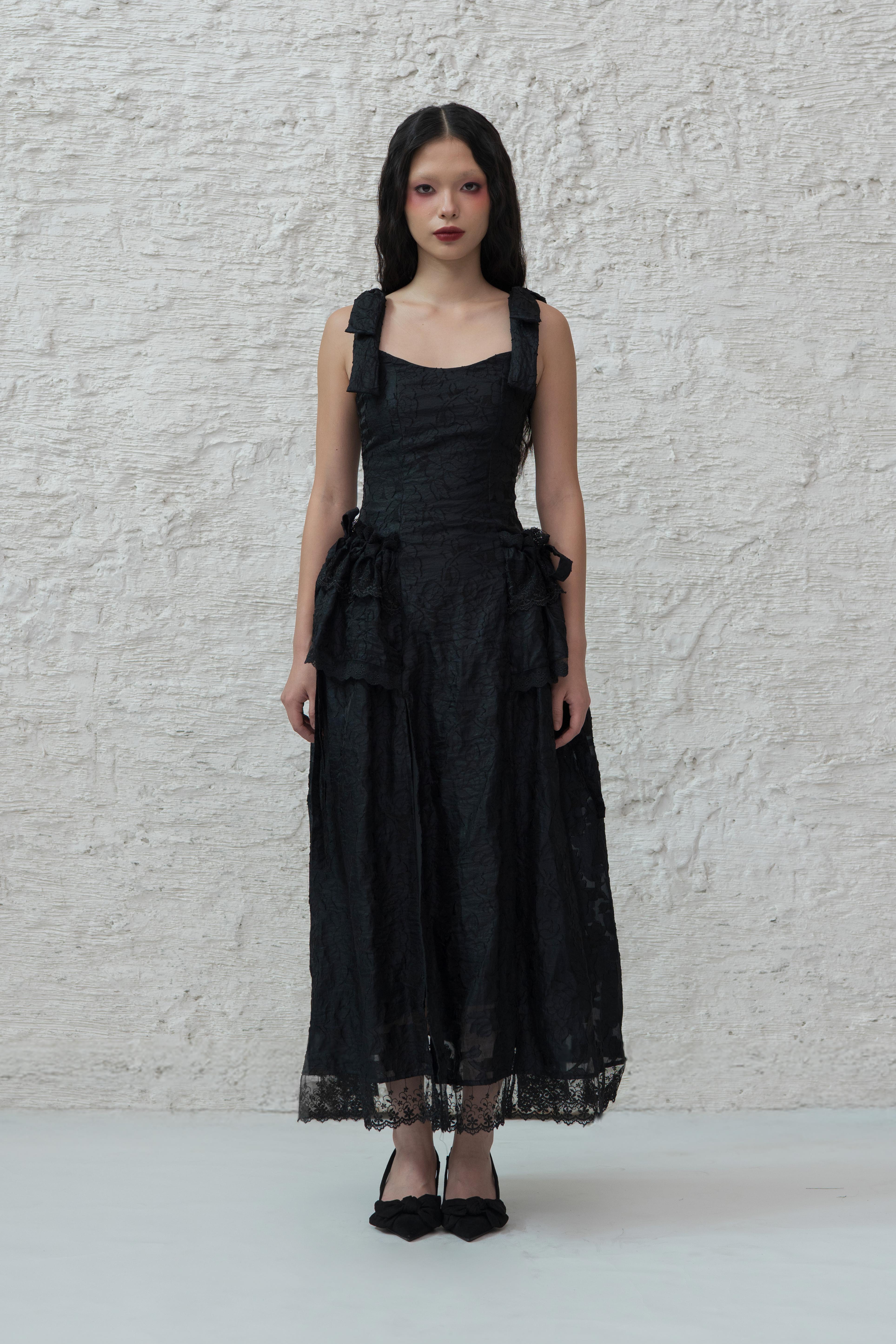 Circe Dress in Black