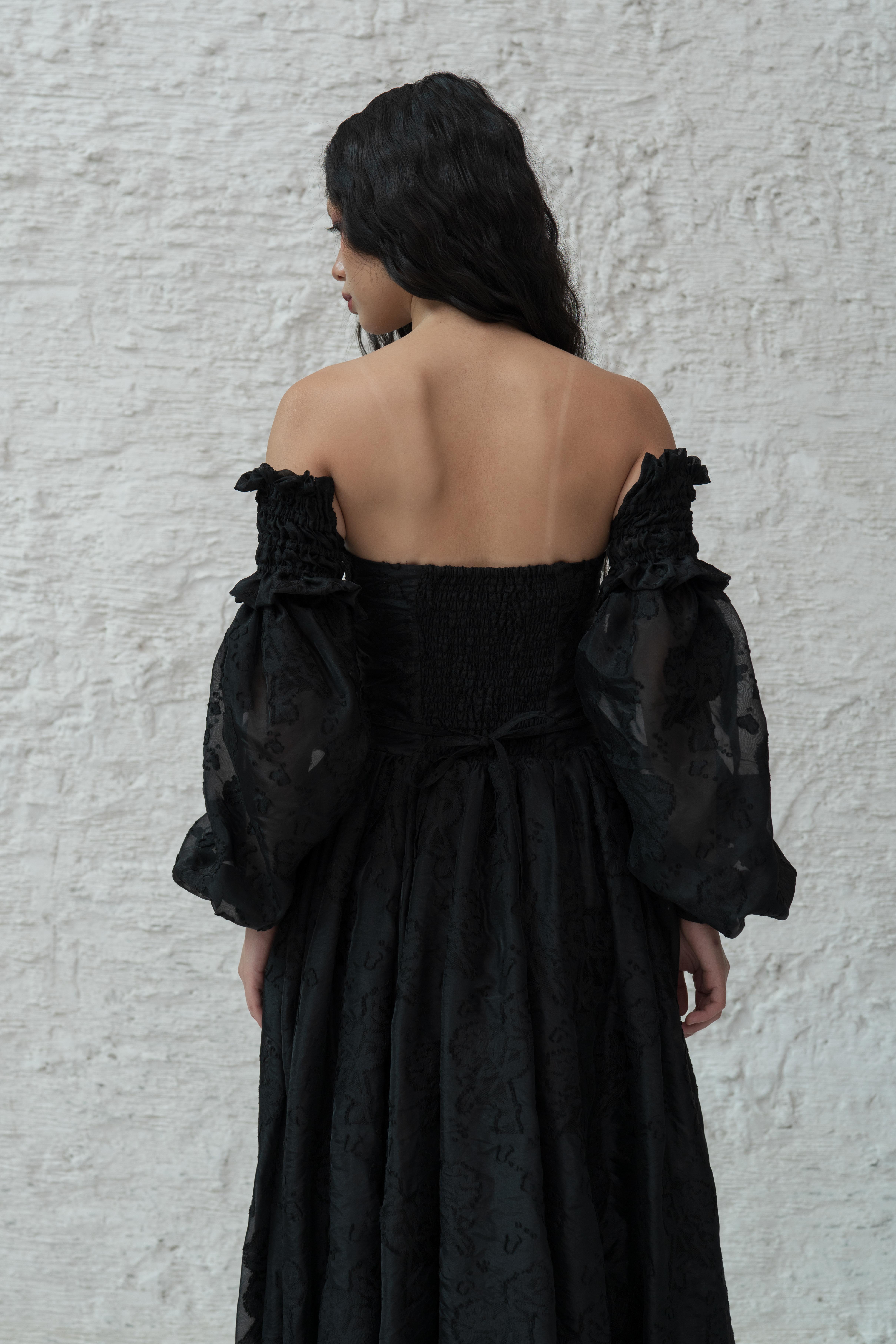 Averelle Dress in Black