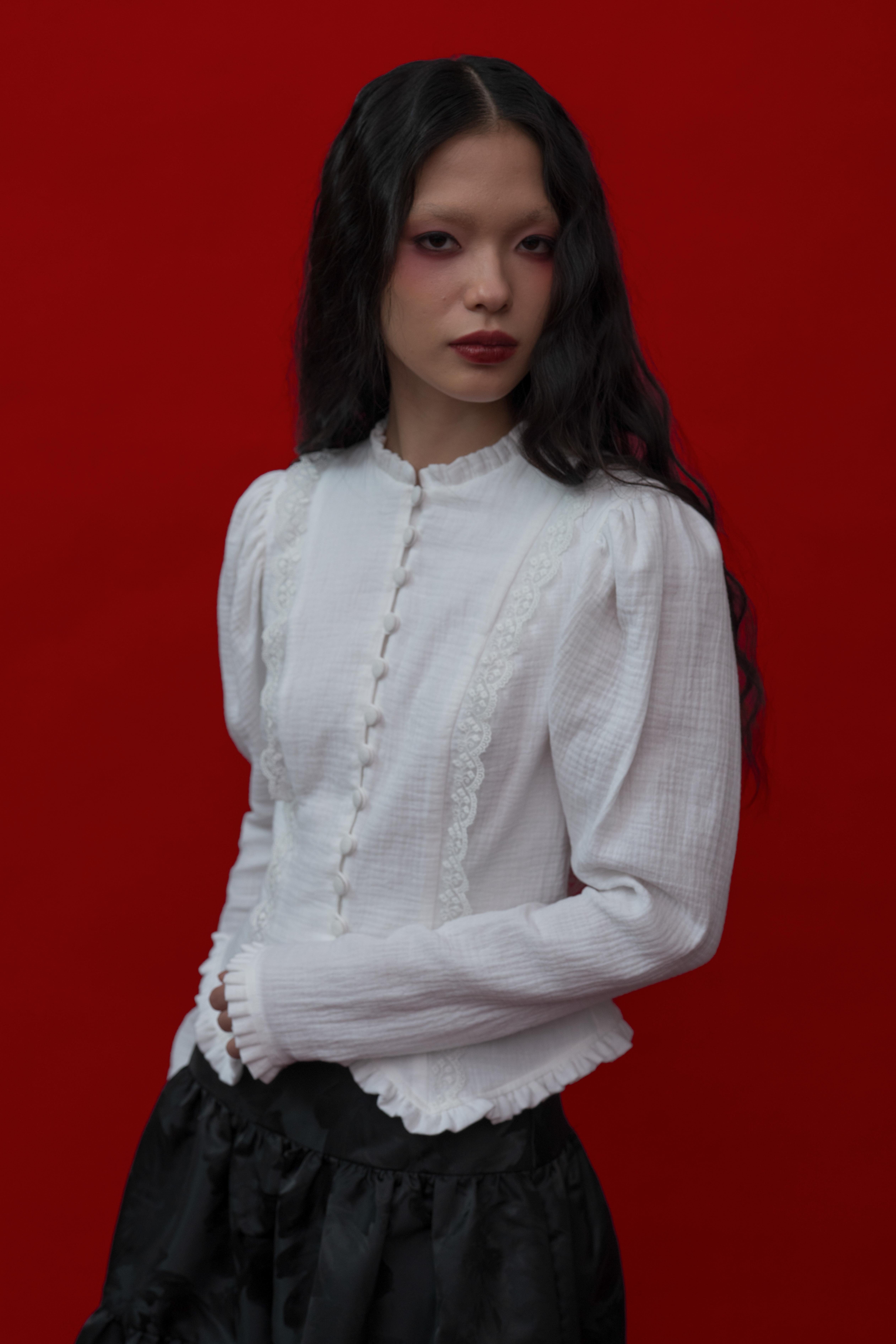 Catherine Blouse in White (Pre-Order)