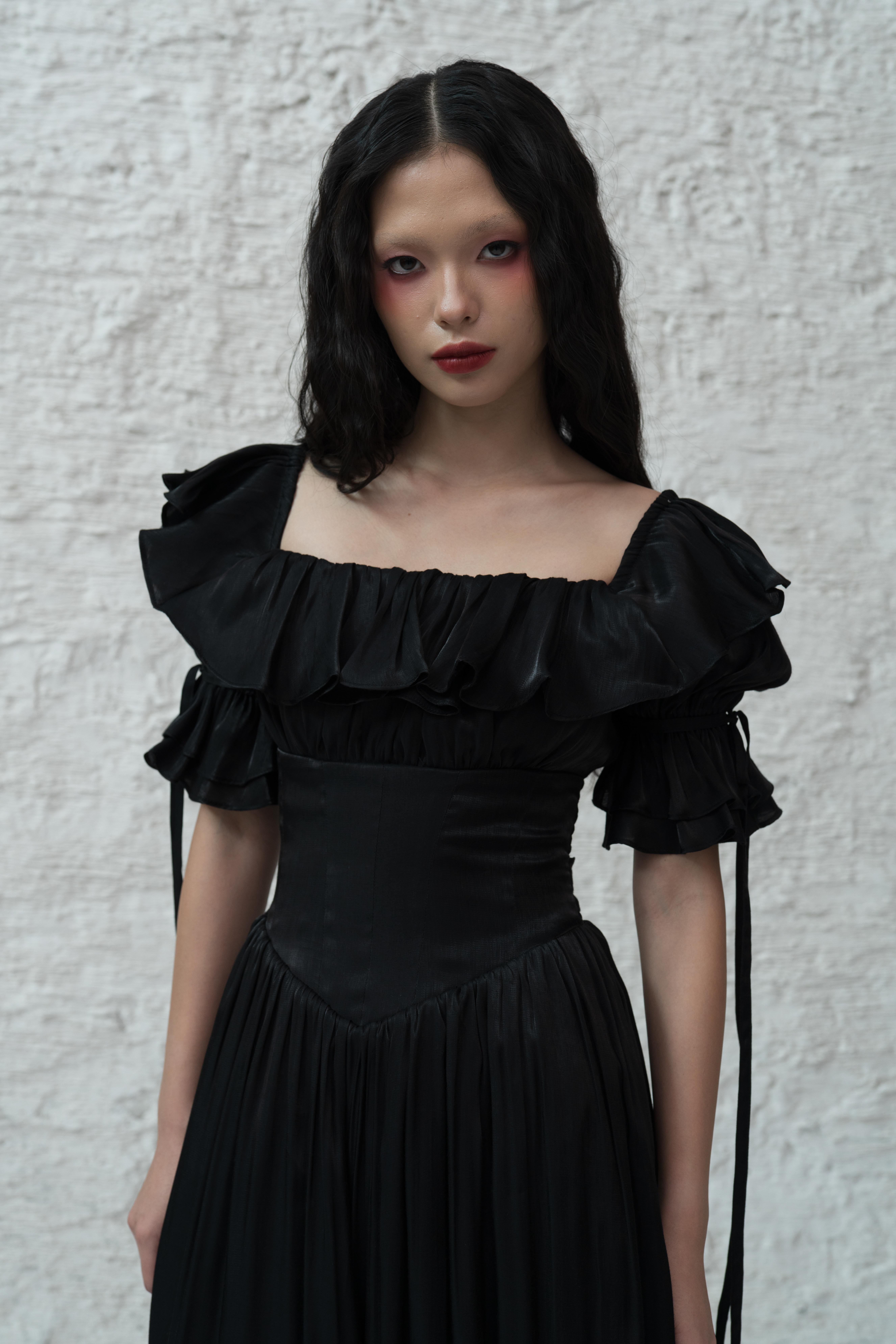 Moon Dress in Black