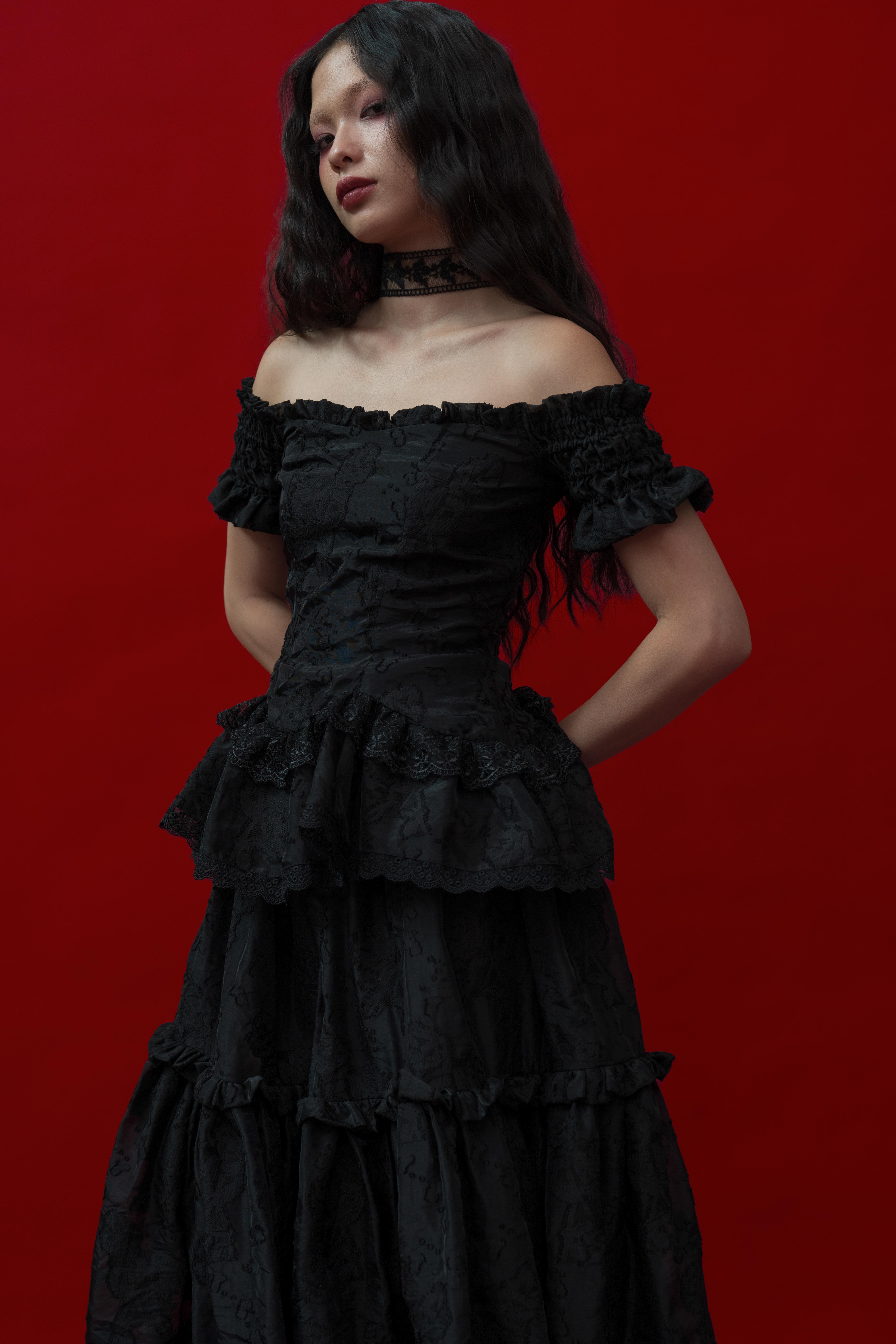 Lunaria Blouse in Black