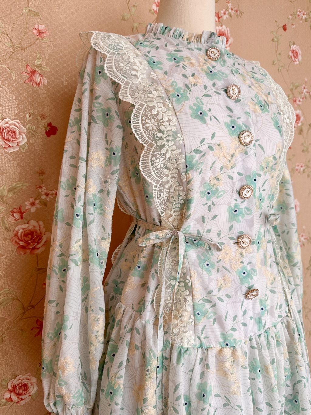 Sylvie Dress in Mint-Beige Floral