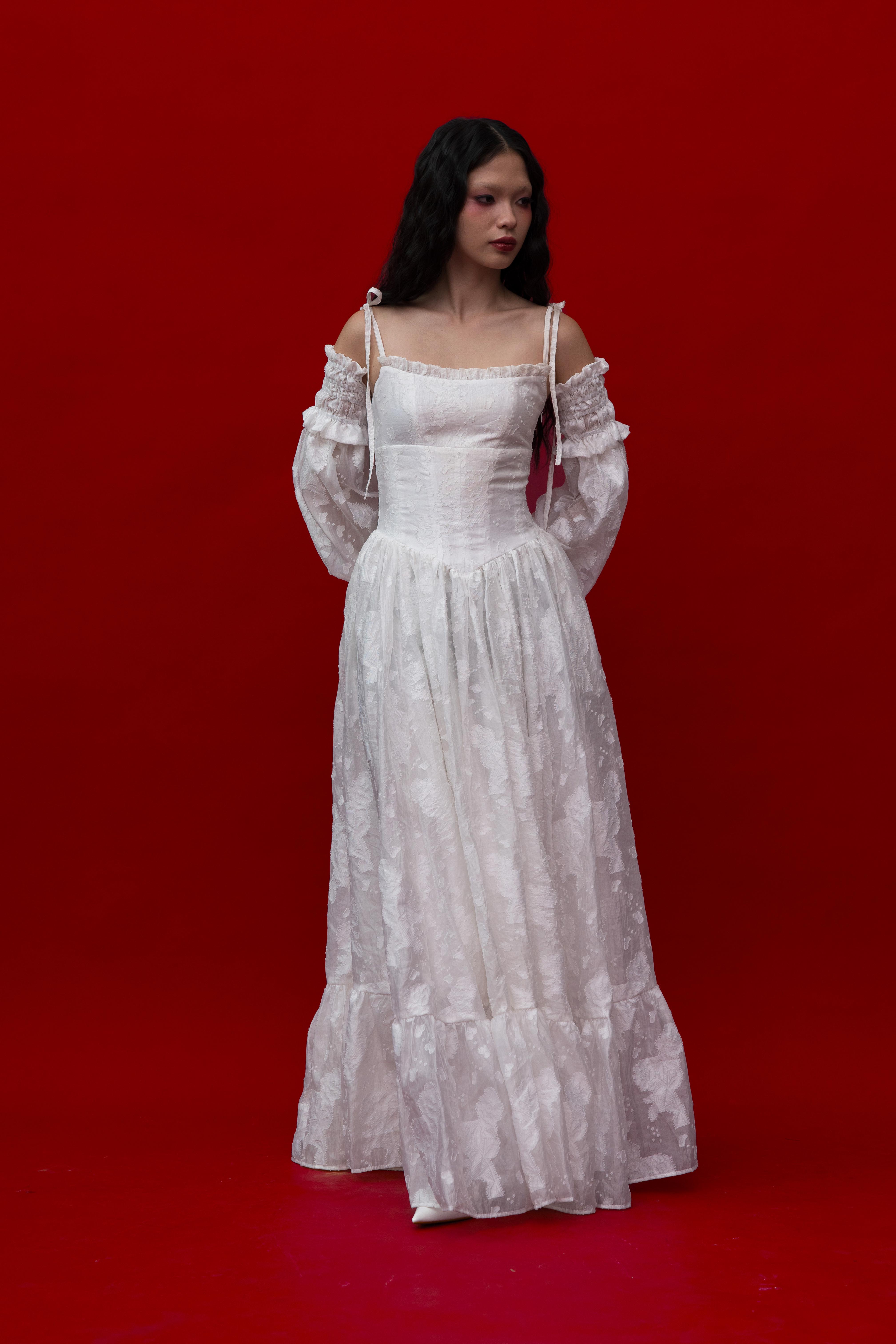 Averelle Dress in White