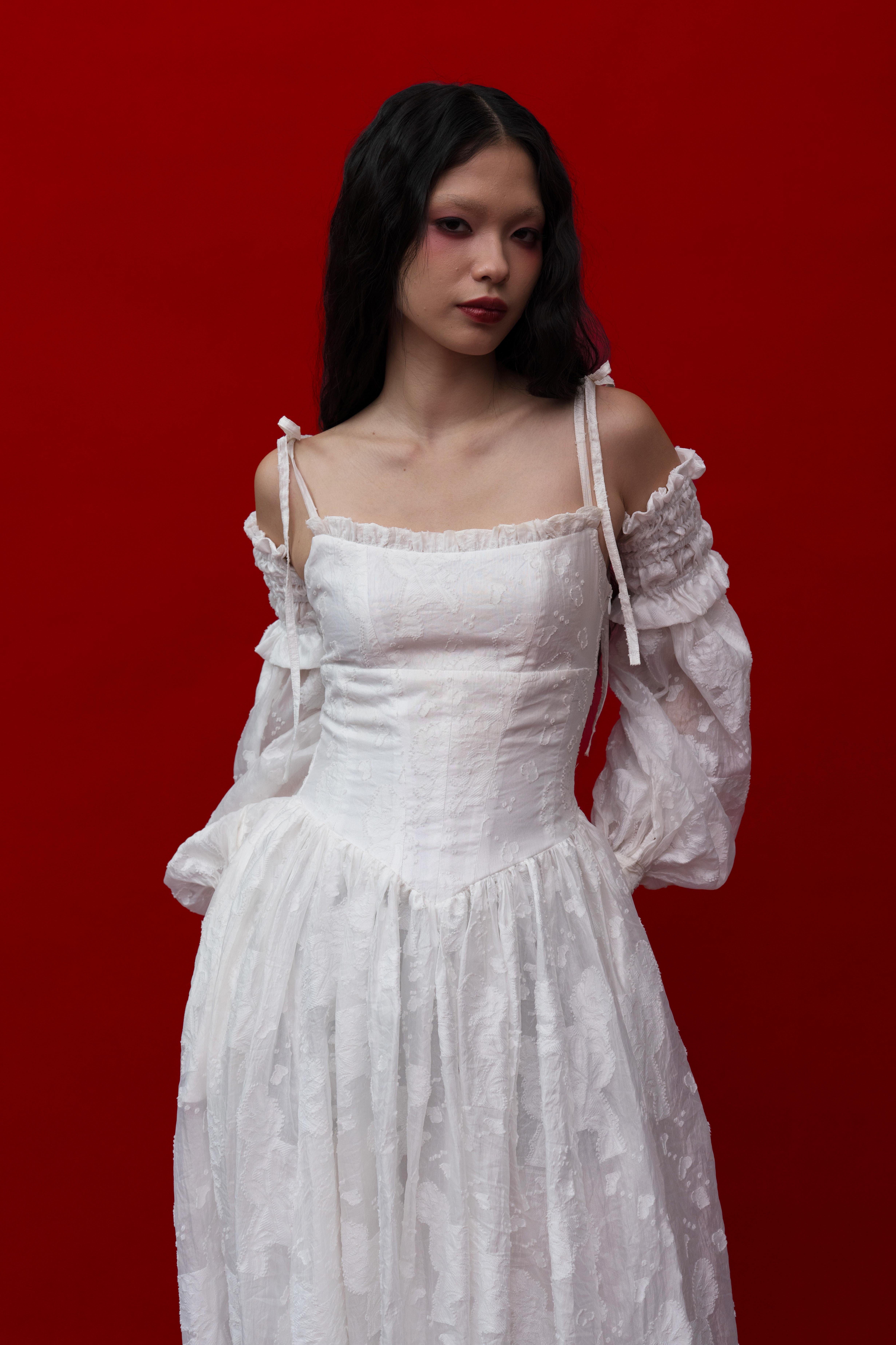Averelle Dress in White