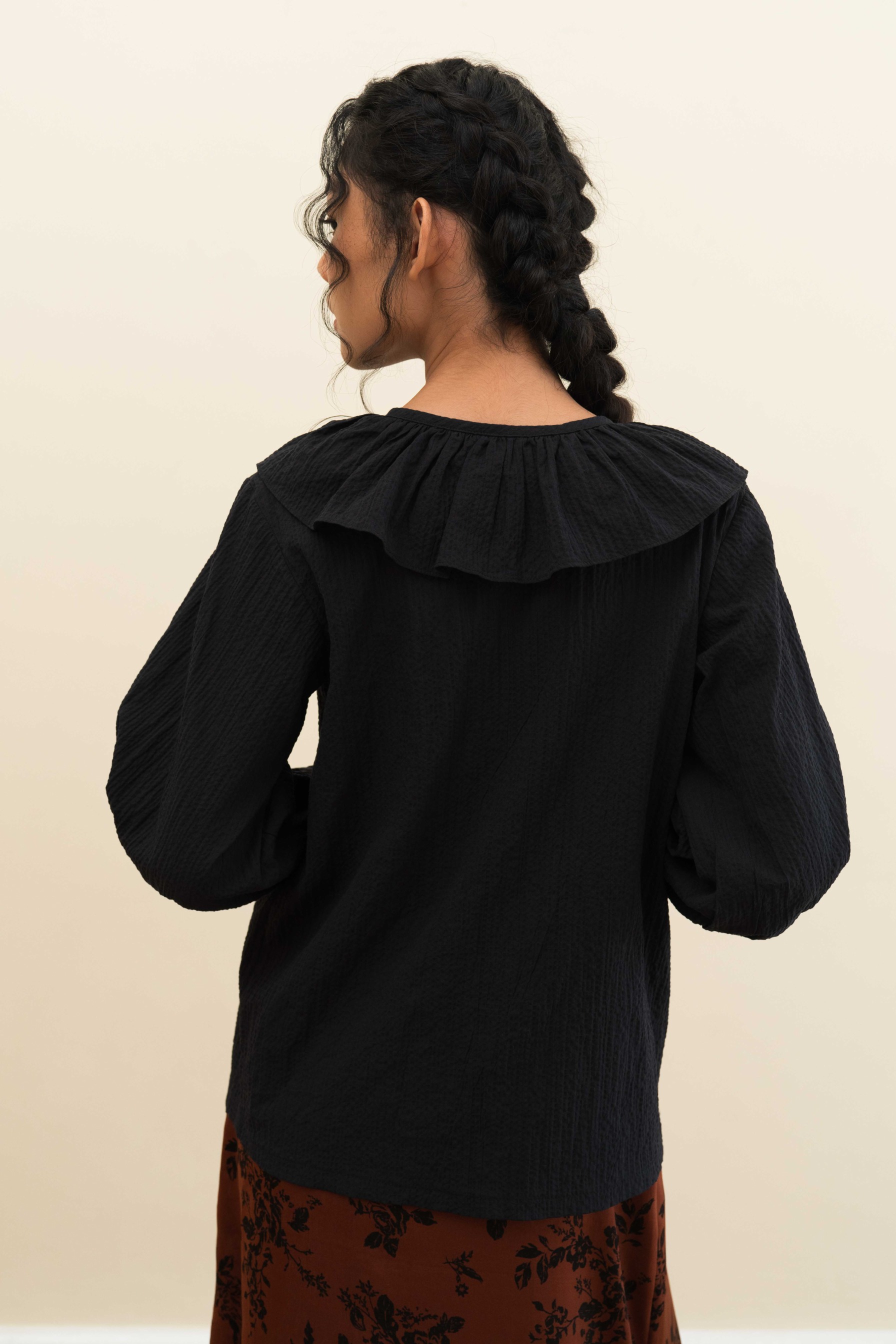 BLOSSOMwithSTARRY Alexandra Blouse in Black