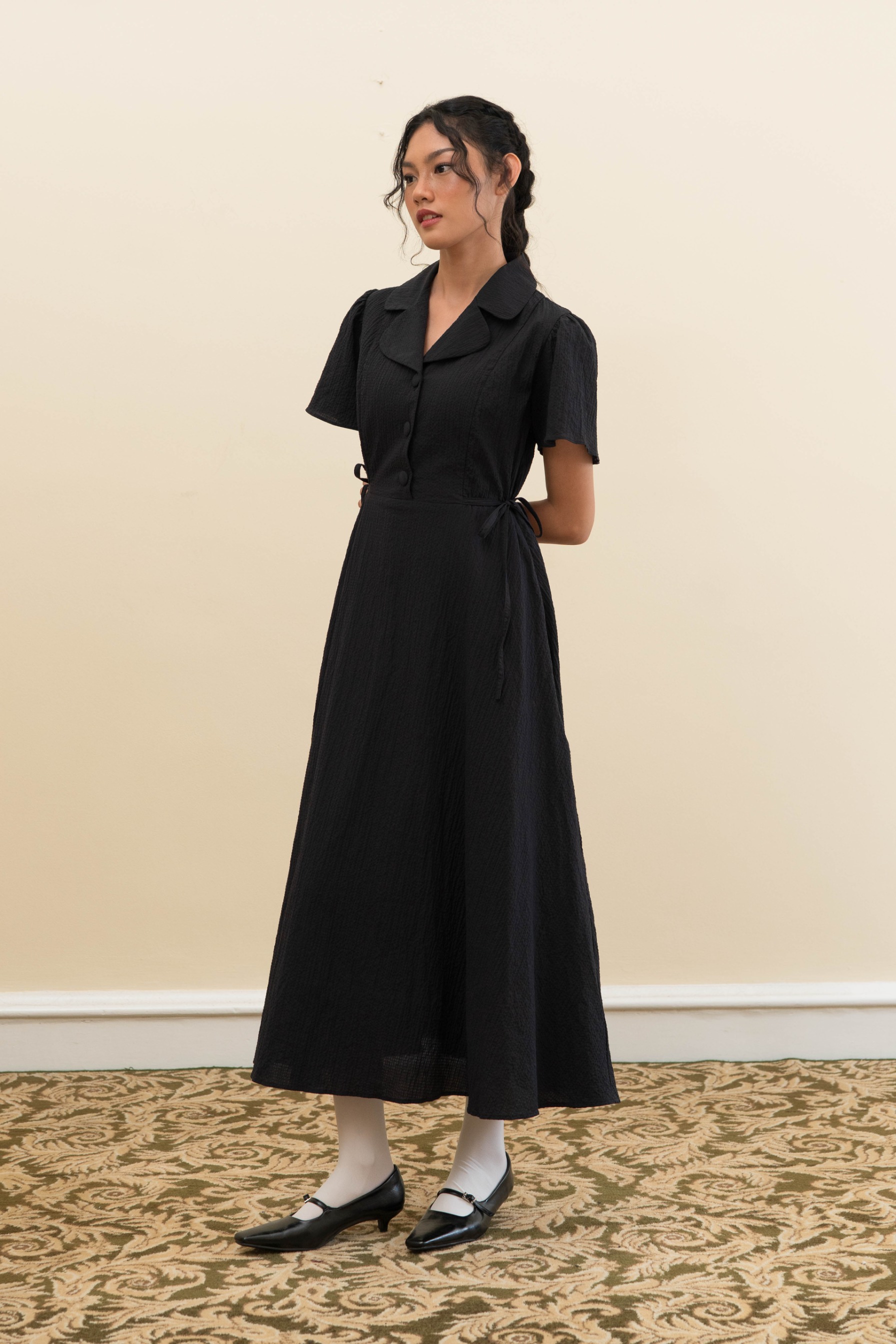 BLOSSOMwithSTARRY Adaline Dress in Black