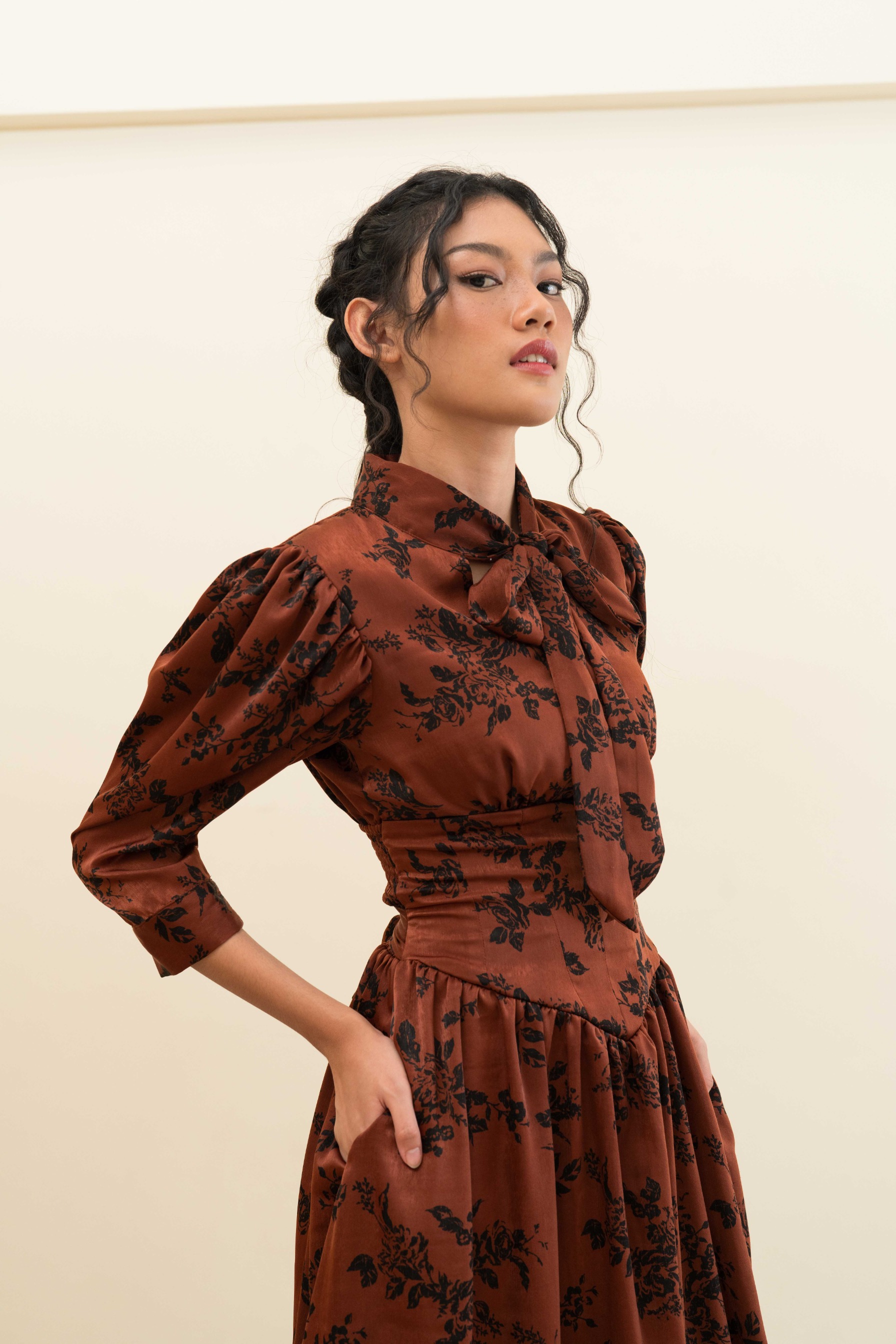 Juliet Dress in Burnt Umber Floral