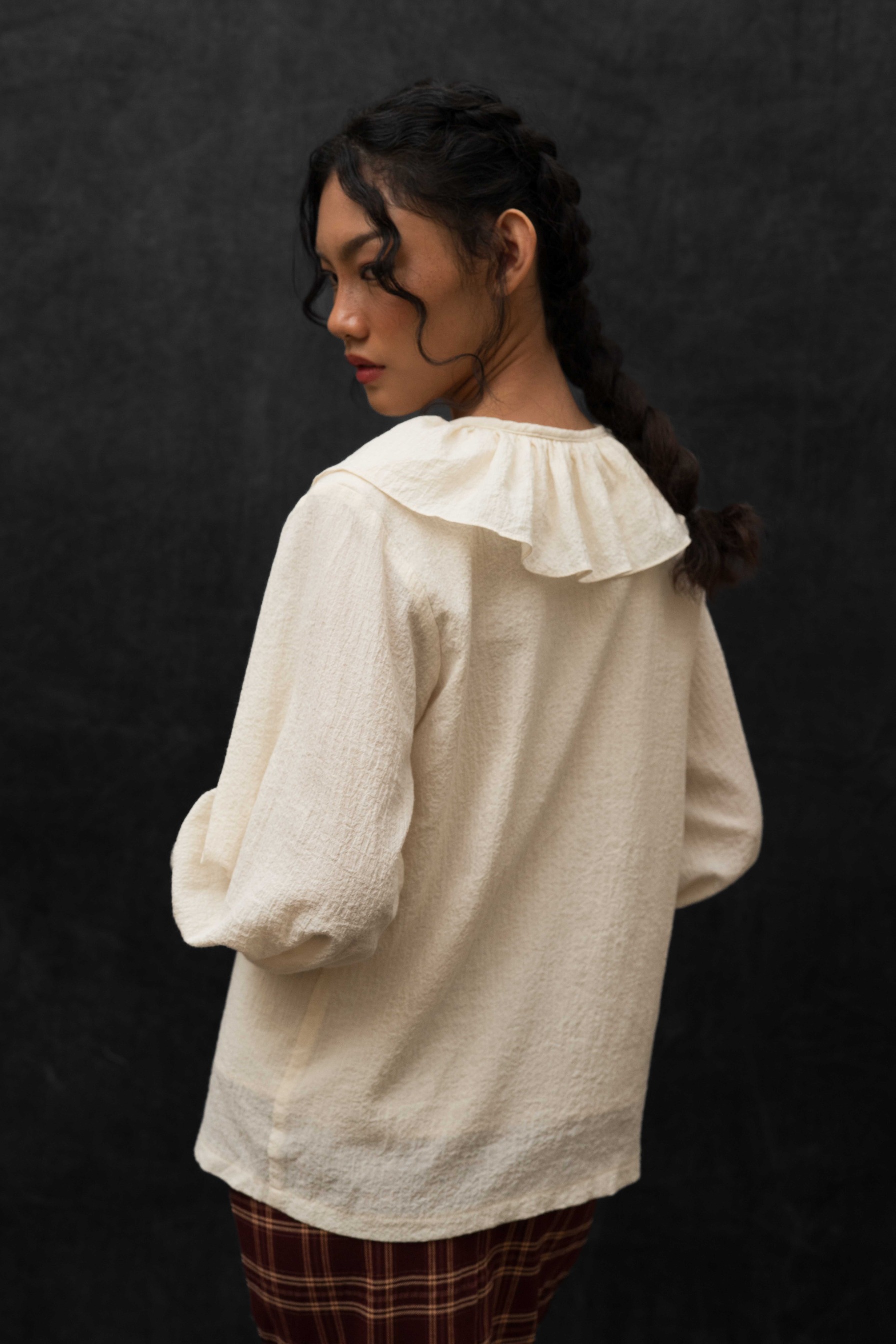 BLOSSOMwithSTARRY Alexandra Blouse in Beige