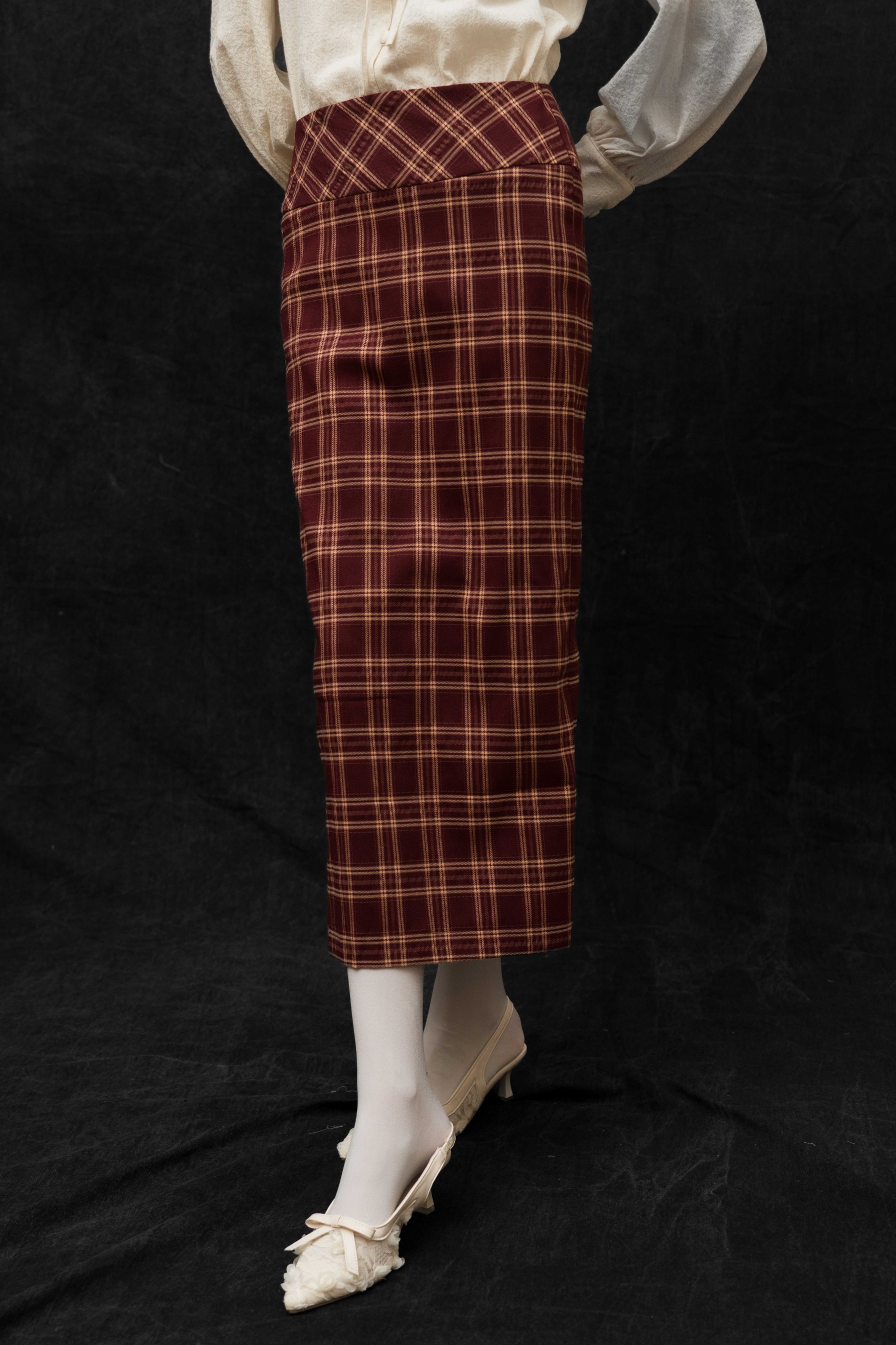 BLOSSOMwithSTARRY Olivia Skirt in Plaid (Pre-Order)