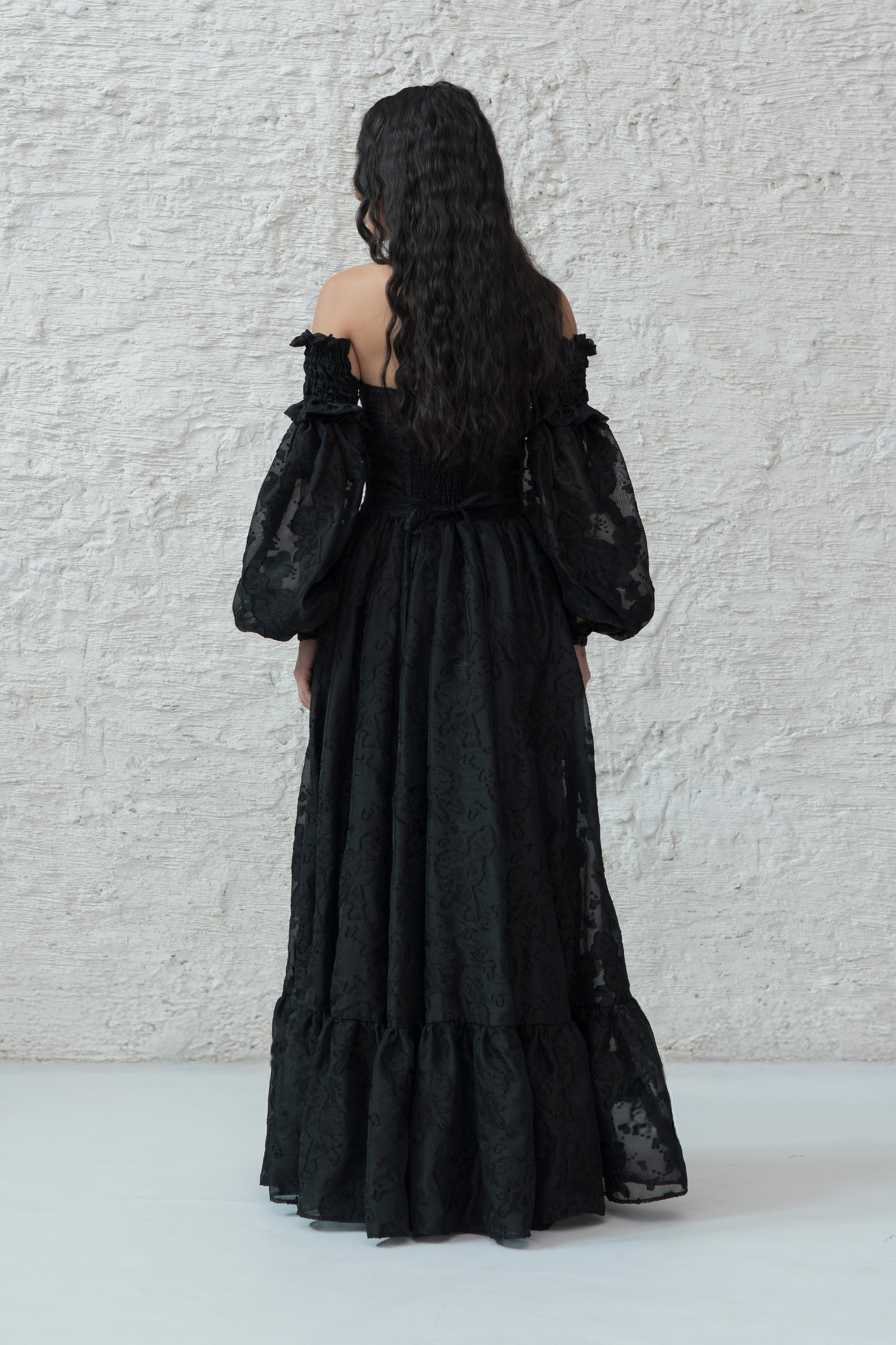 Averelle Dress in Black