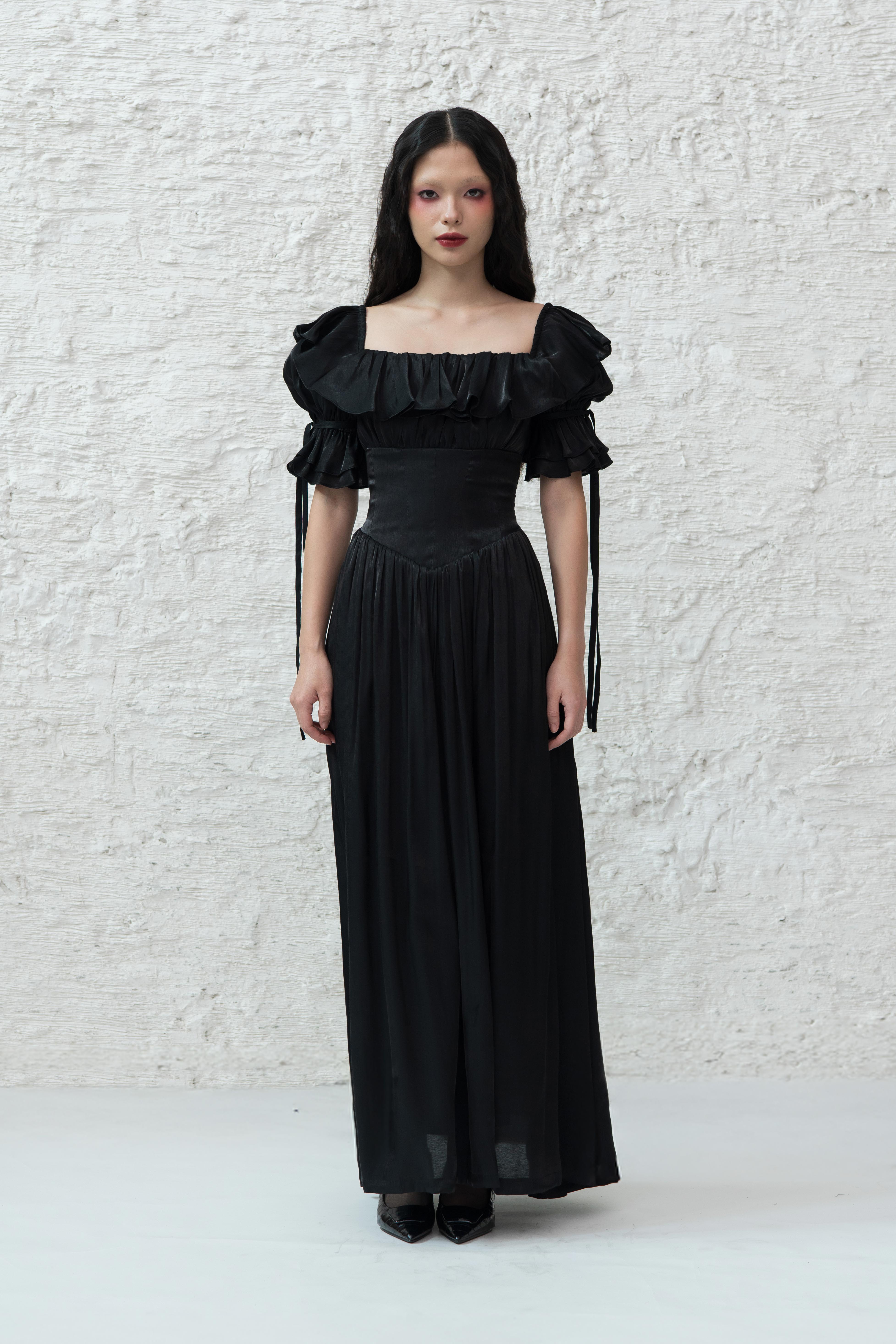 Moon Dress in Black