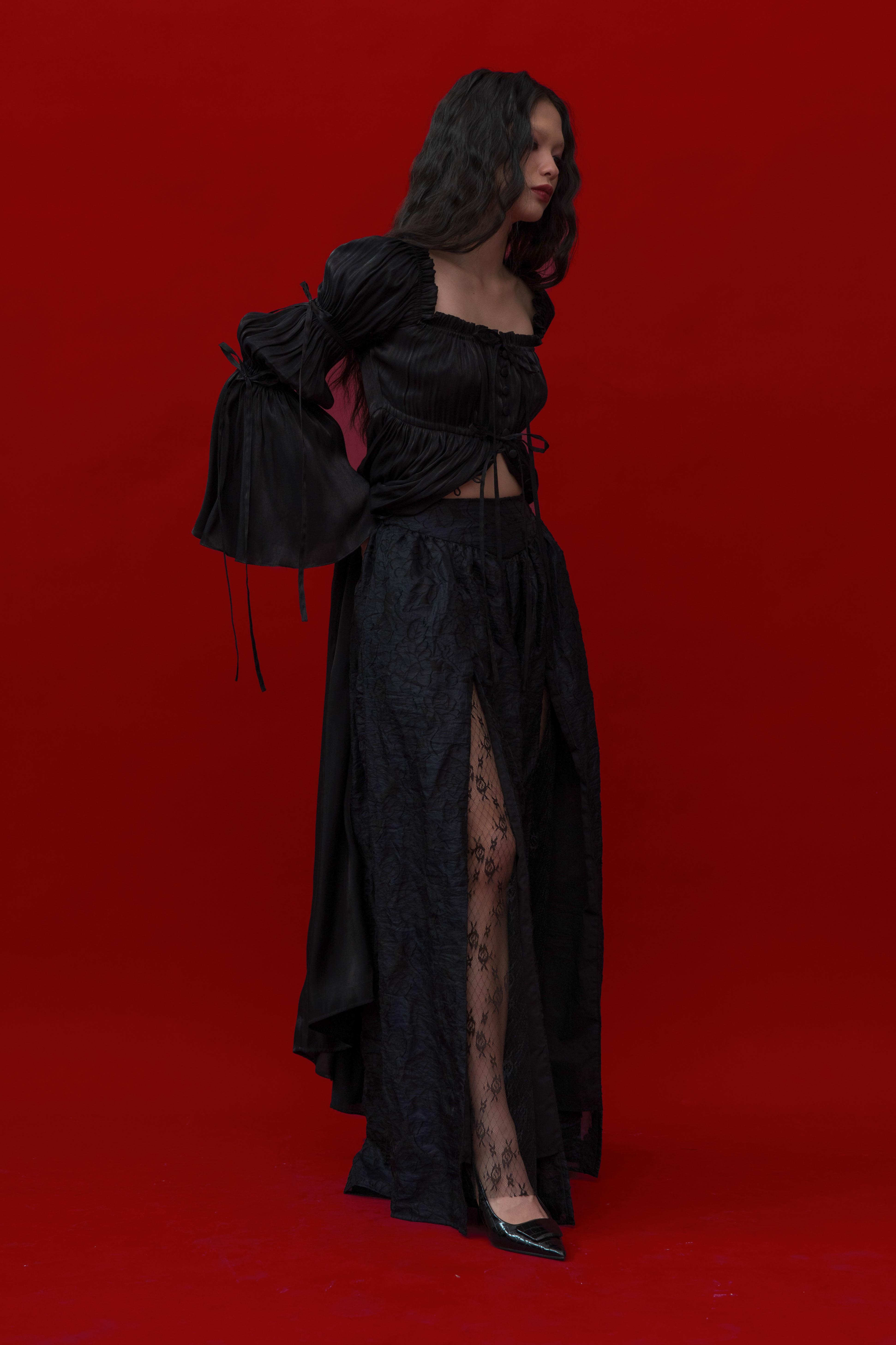 Lyra Dress in Black