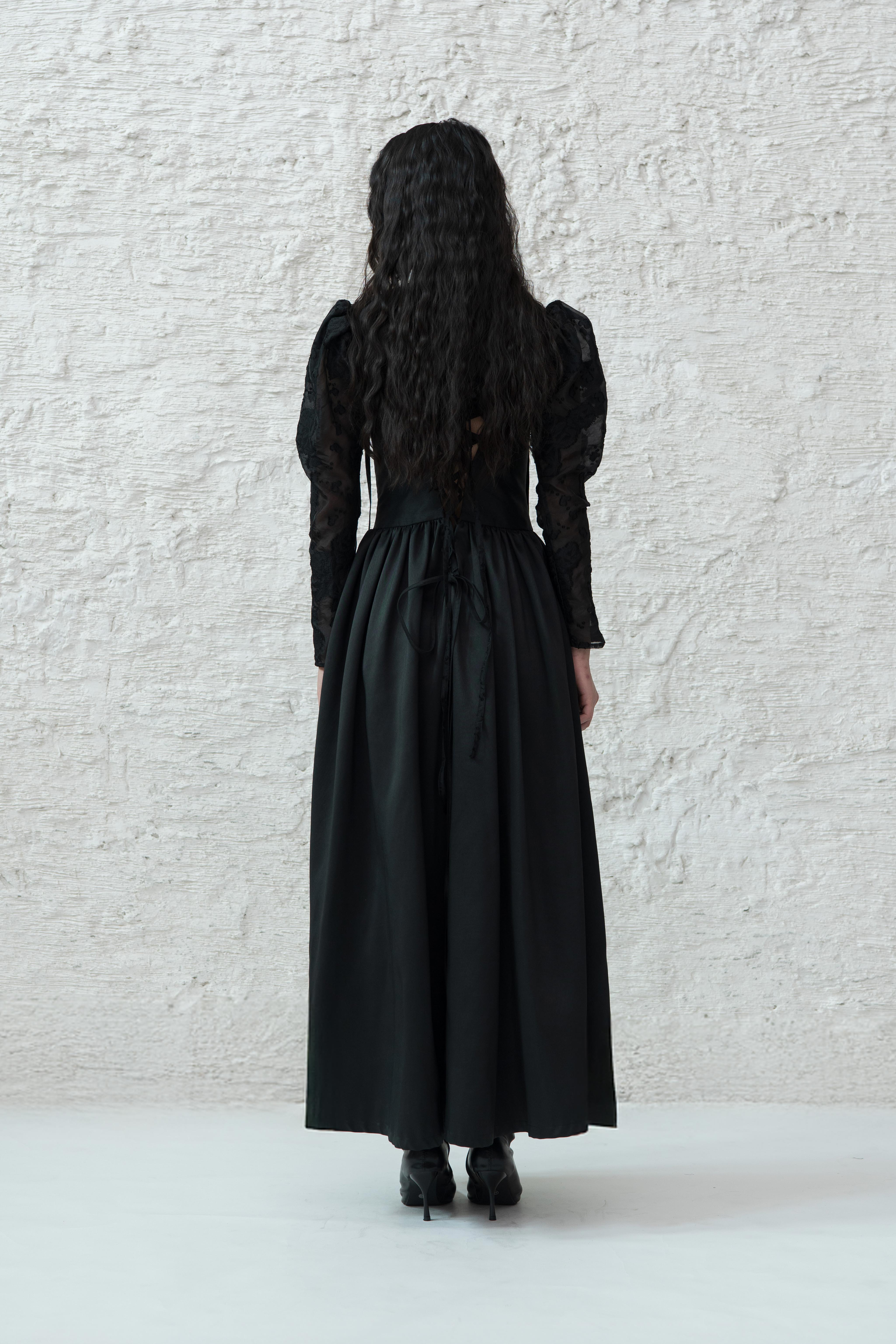 Mirelle Bolero in Black