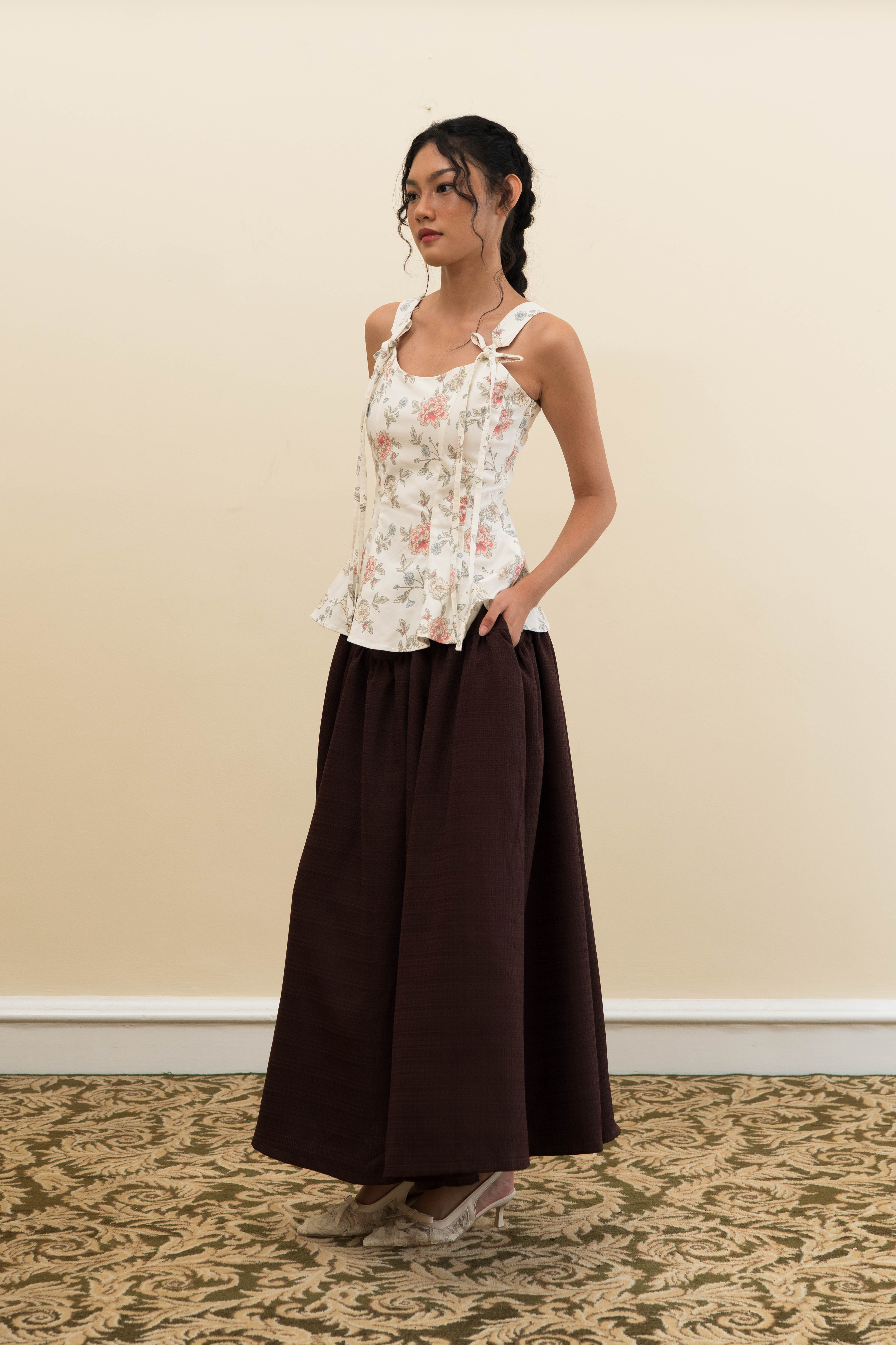 BLOSSOMwithSTARRY Luna Top in White Floral