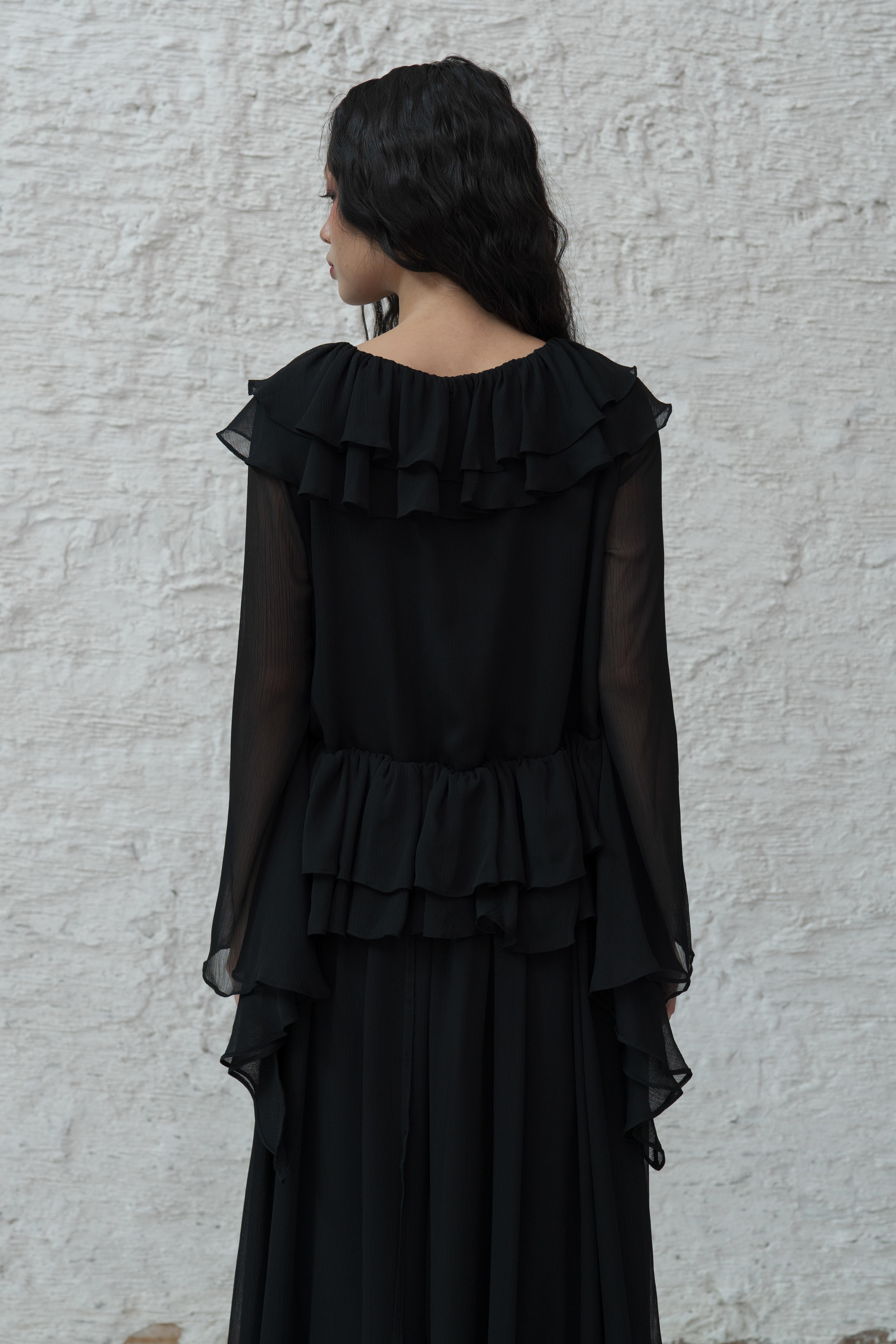 Sorenna Dress in Black