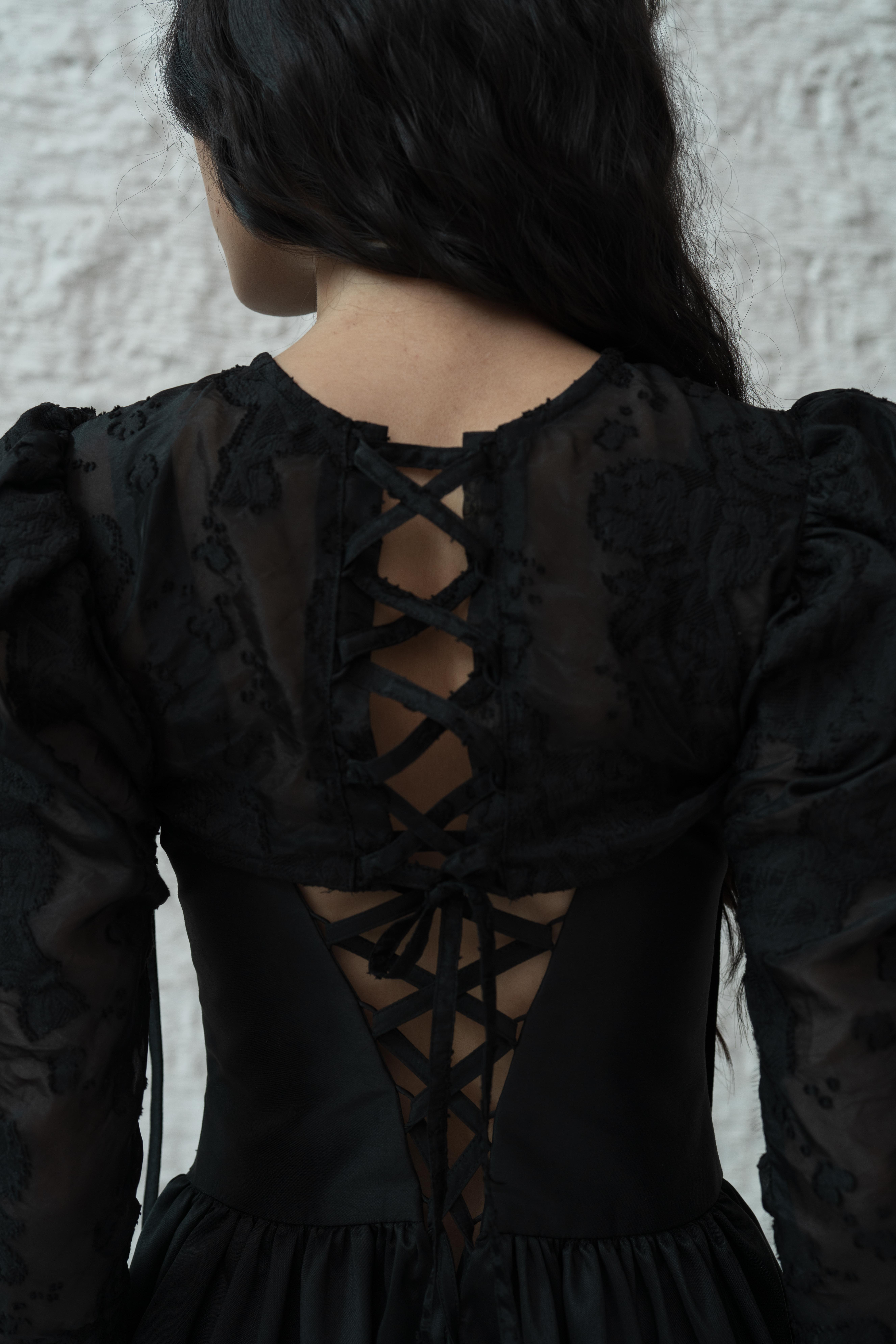 Mirelle Bolero in Black