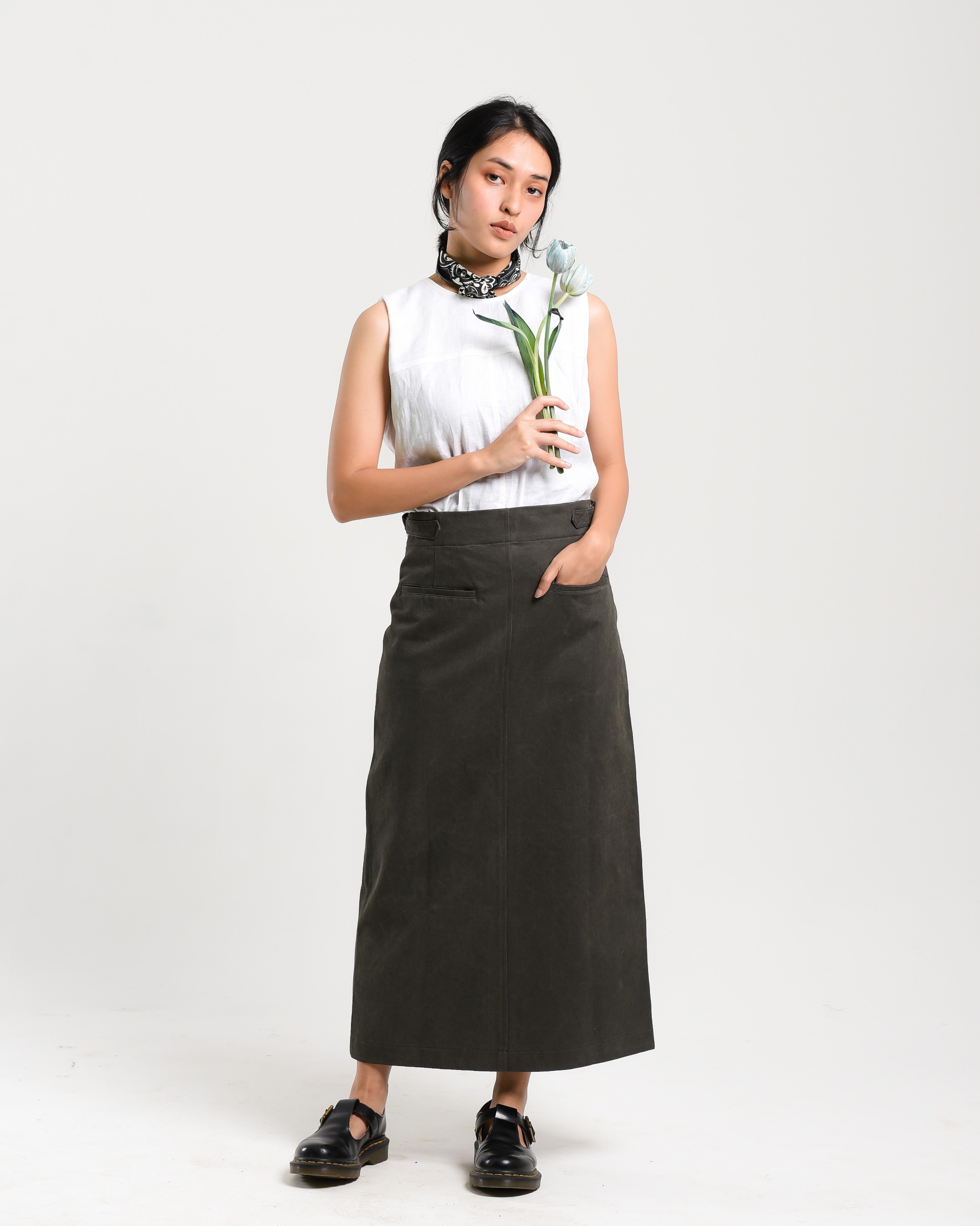 Dafodil Grey Buckle Skirt