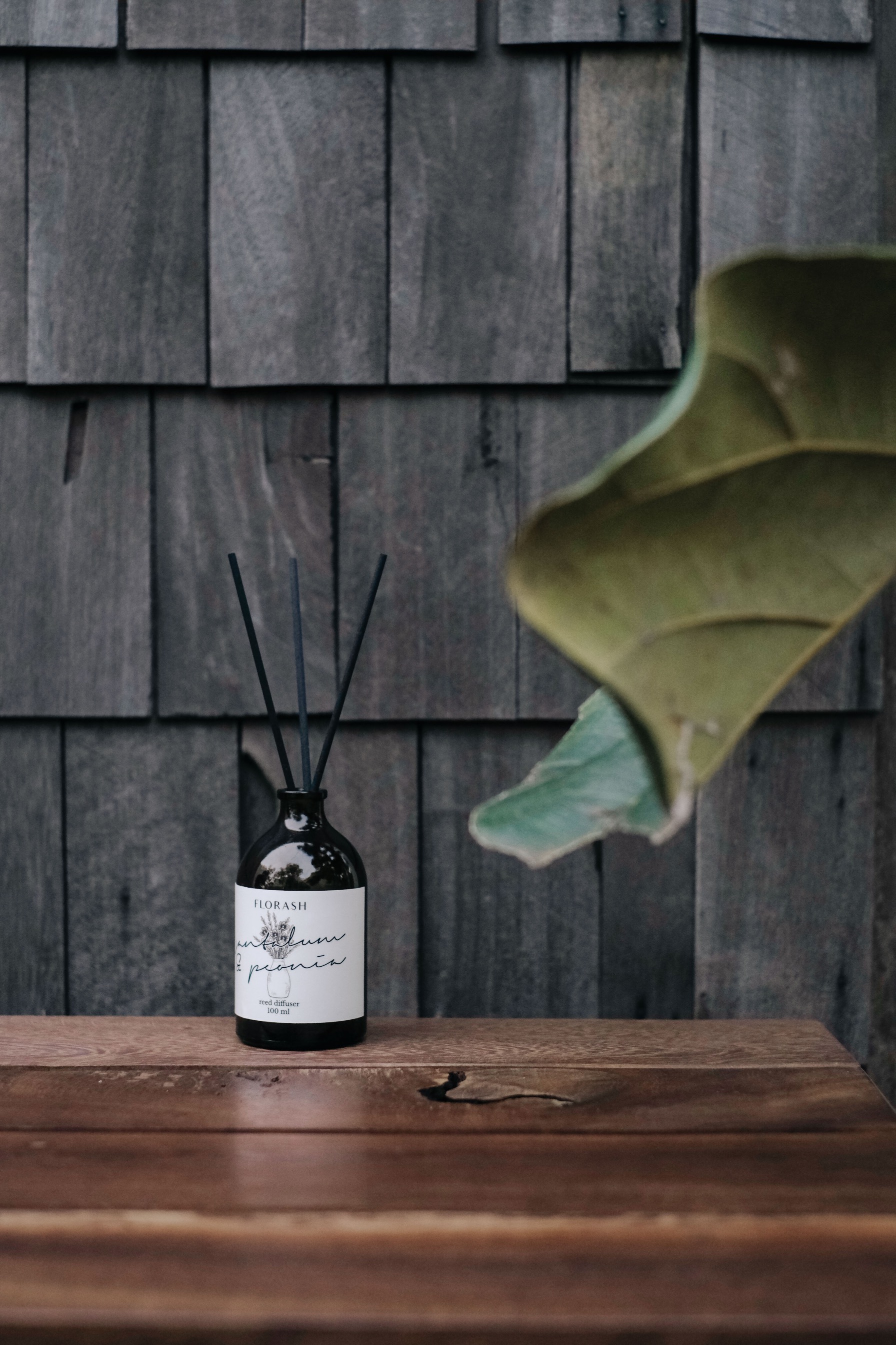 Santalum & Peonia Reed Diffuser
