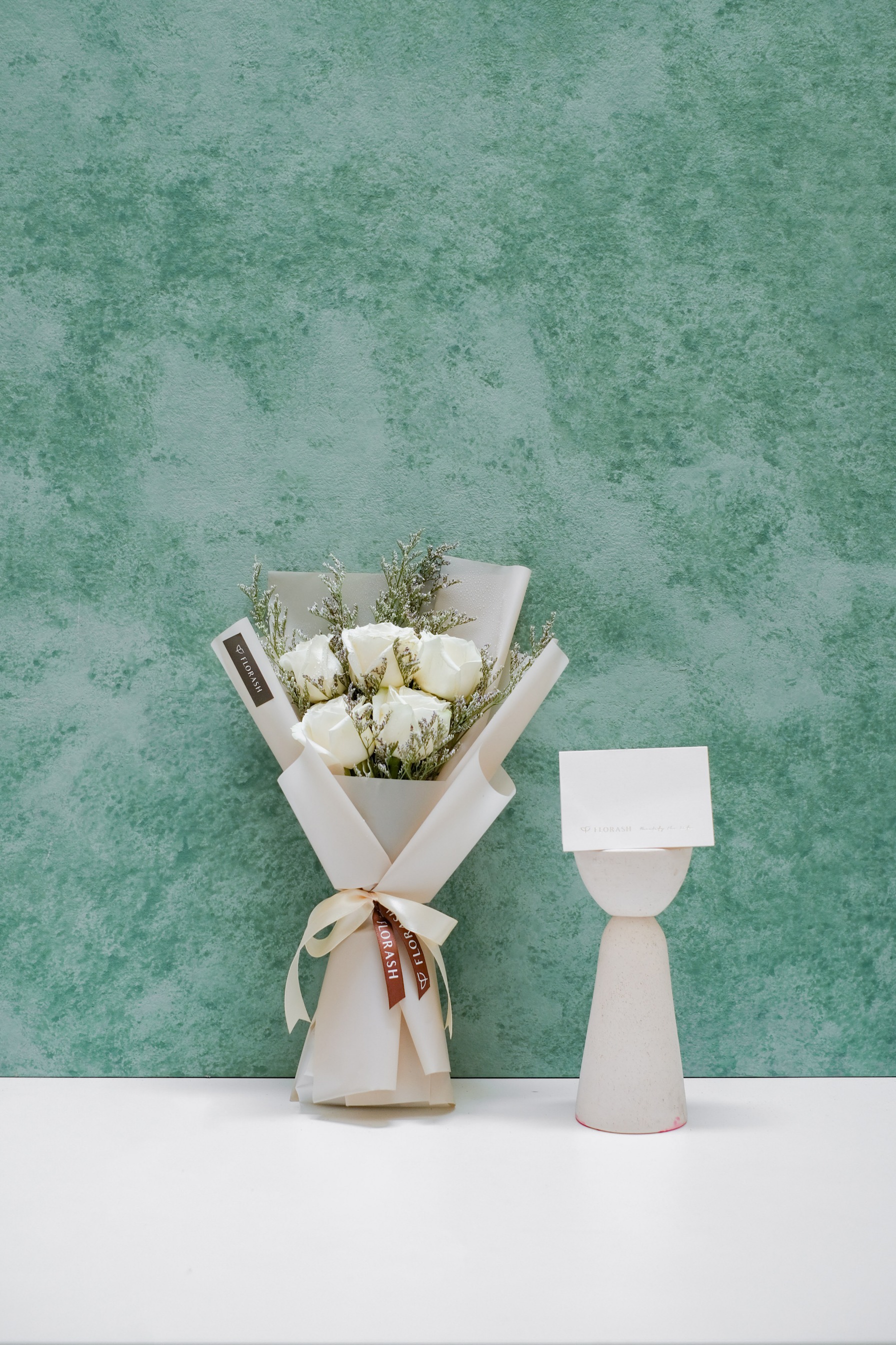Florash Florist Bandung Same Day Delivery Meru HB Small White florash-florist-bandung-same-day-delivery-meru-hb-small-white