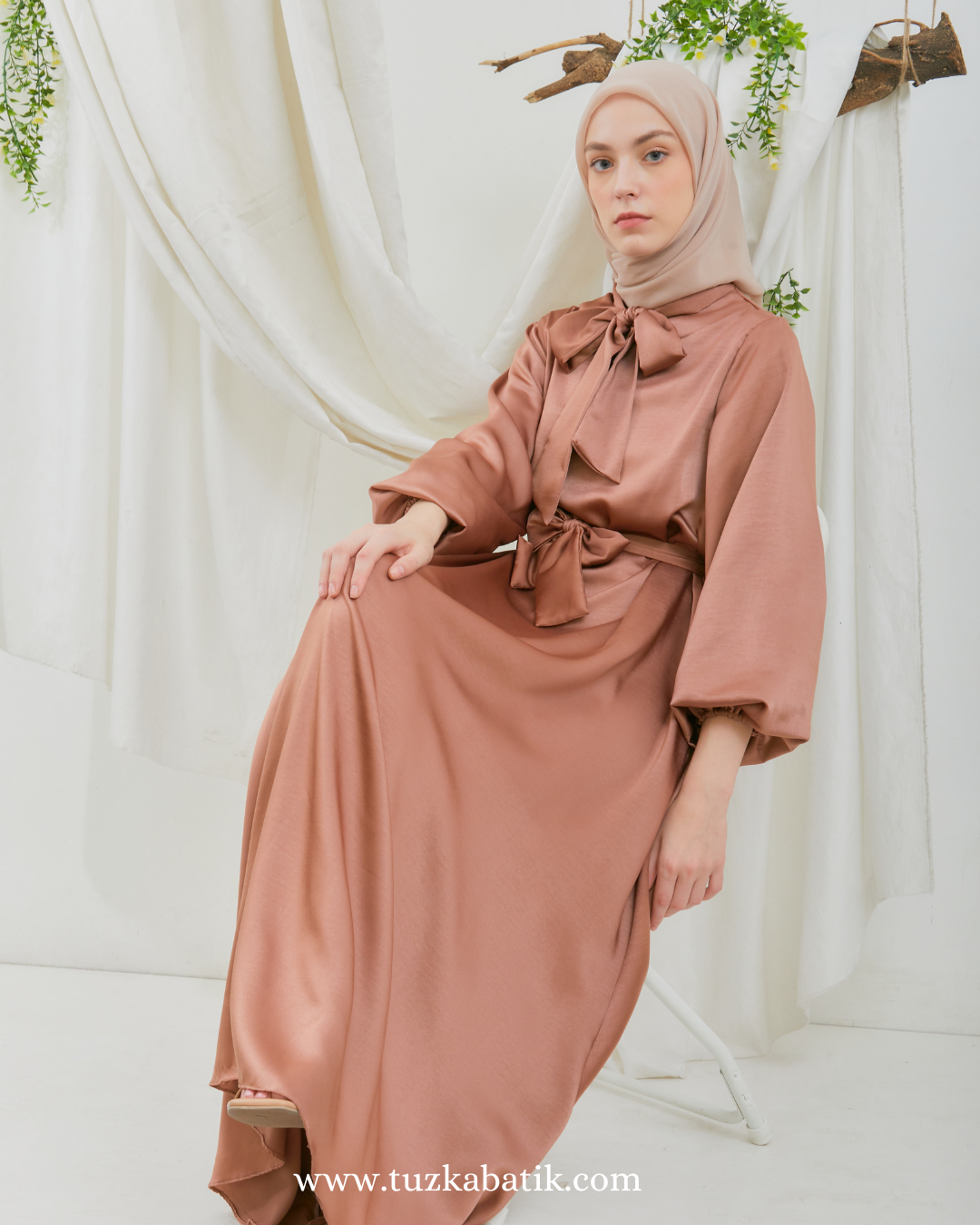 ALTHERA DRESS BROWN 