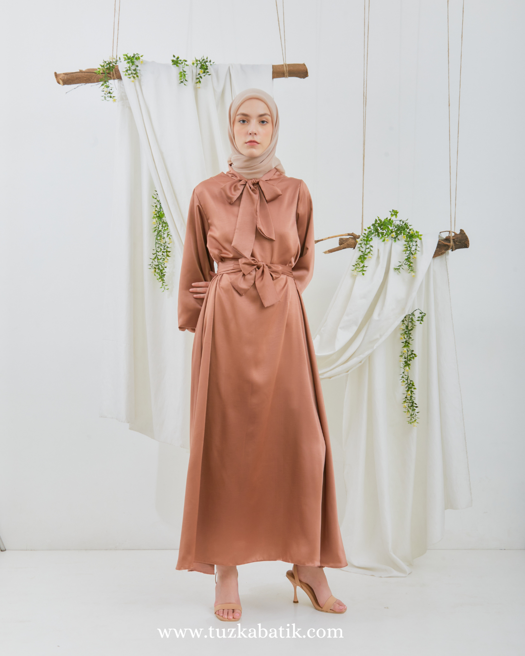 ALTHERA DRESS BROWN 