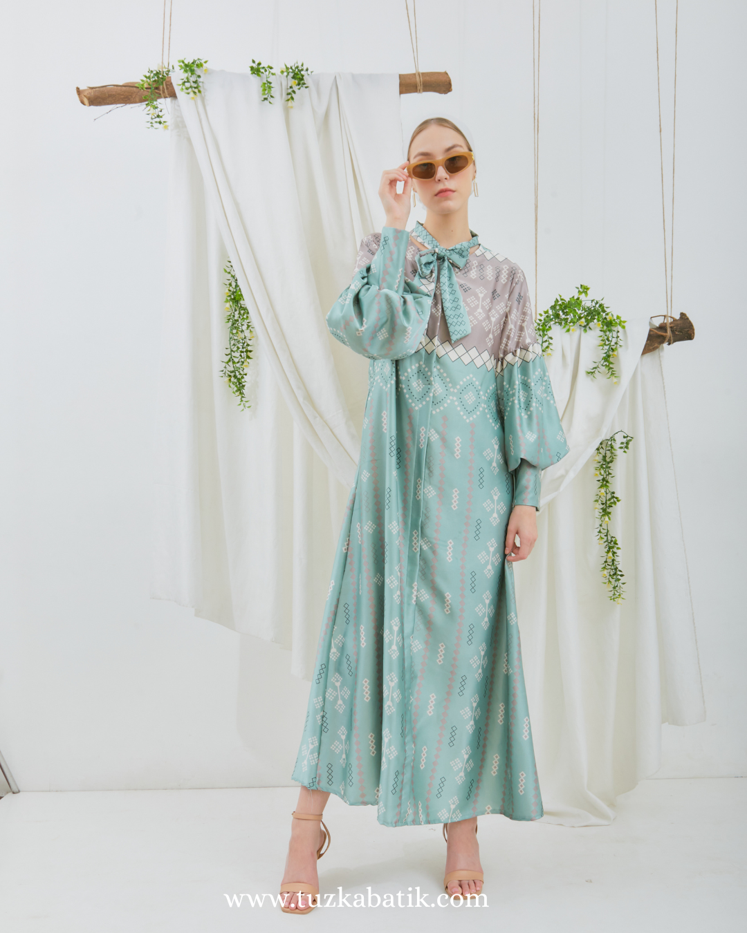 NADEERA DRESS TOSCA 