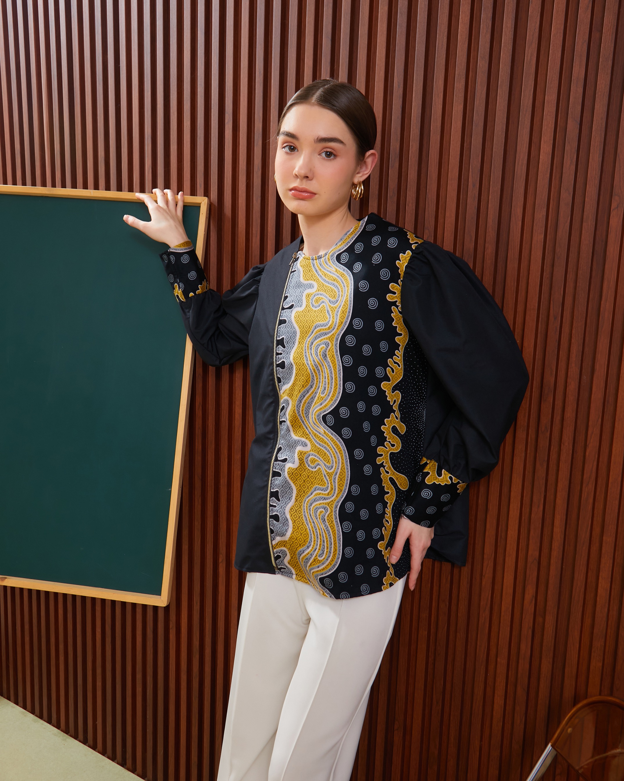 DAHLIA  BLOUSE CHARCOAL 