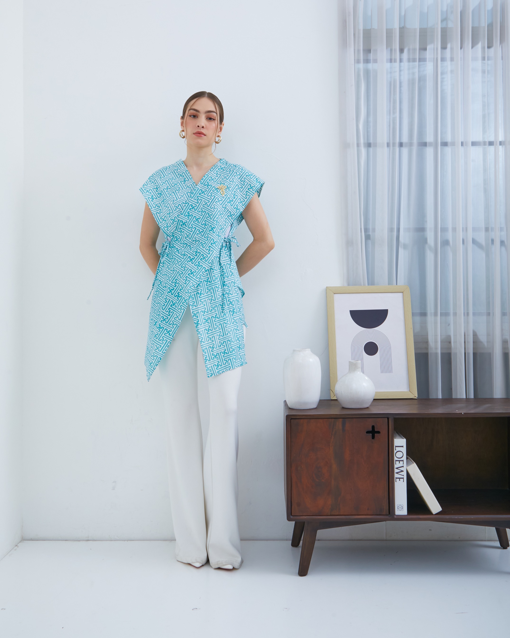 AZURE LINES VEST