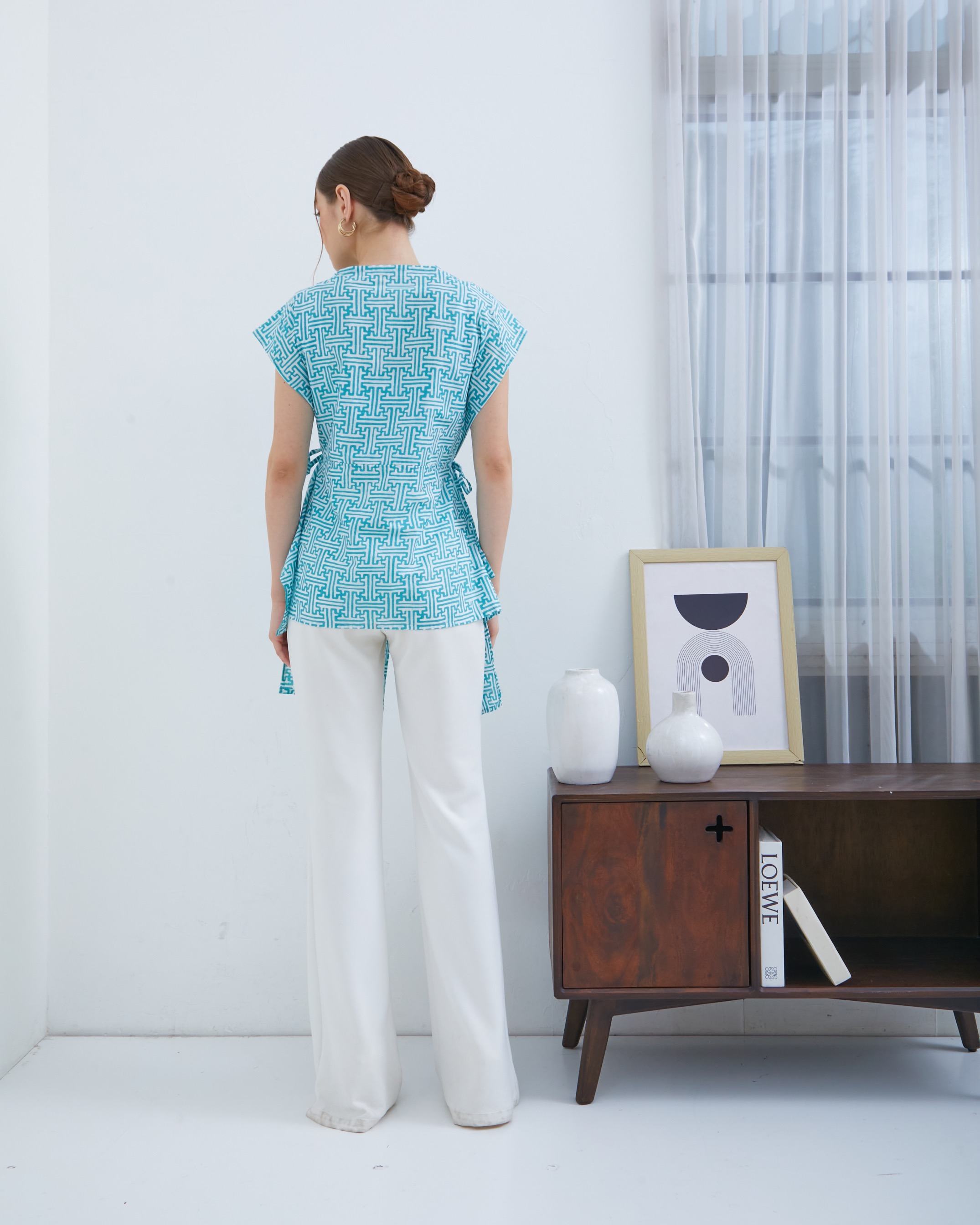 AZURE LINES VEST