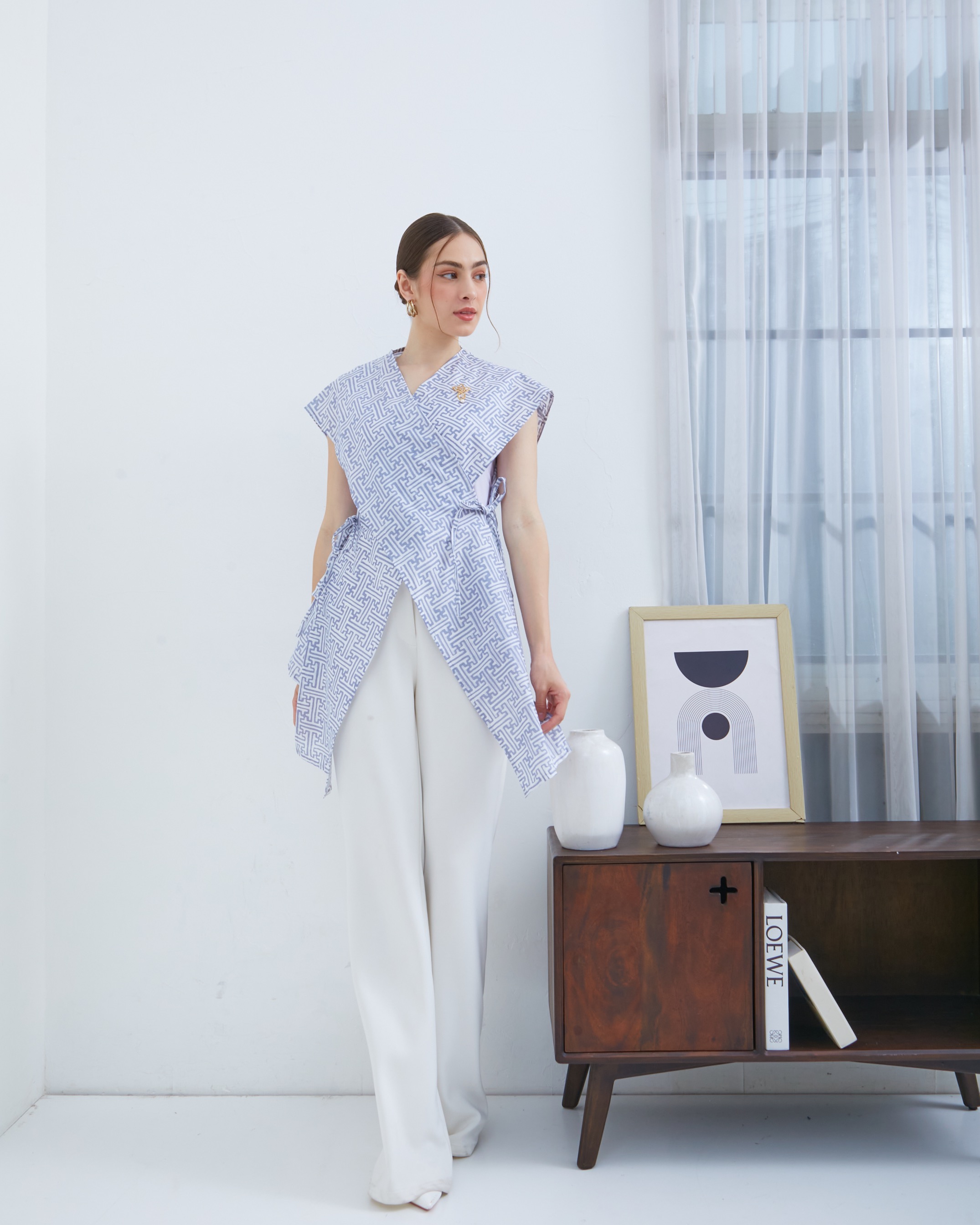 LUNARA SILVER  MAZE VEST 