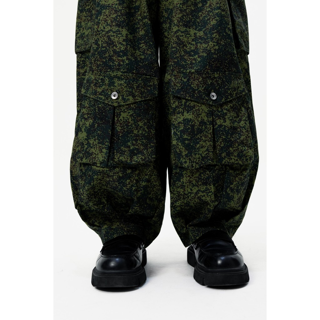BALLOON CARGO PANTS - CAMO