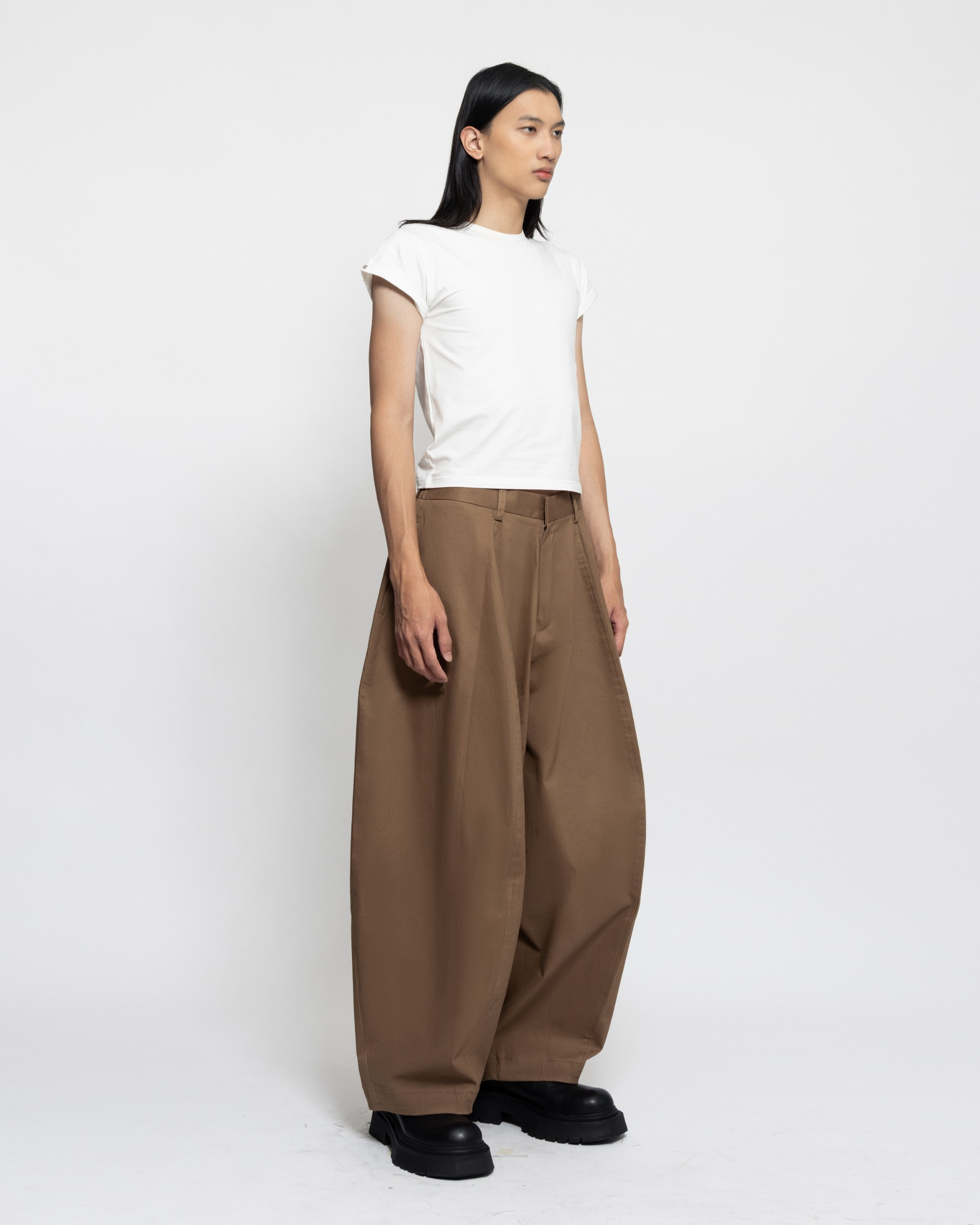 CURVED WIDE TROUSERS