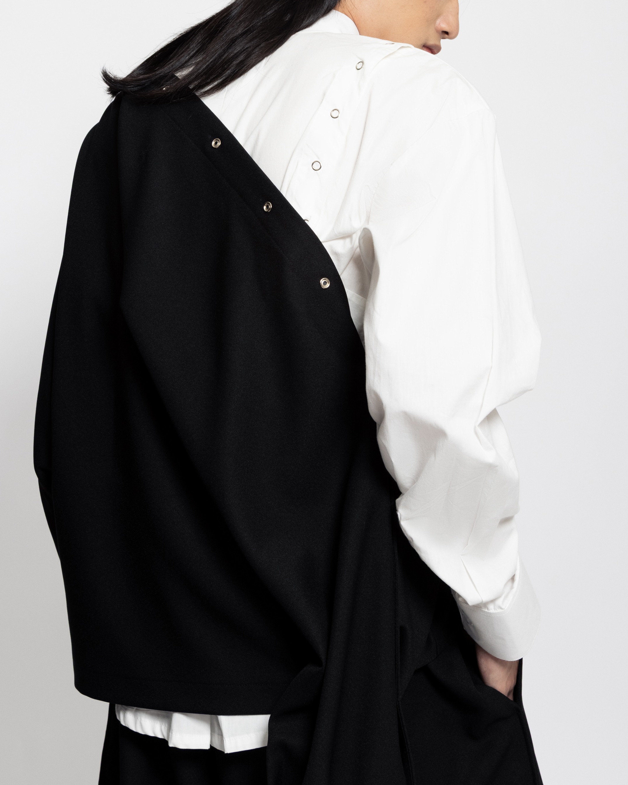FACADE TOP - BLACK