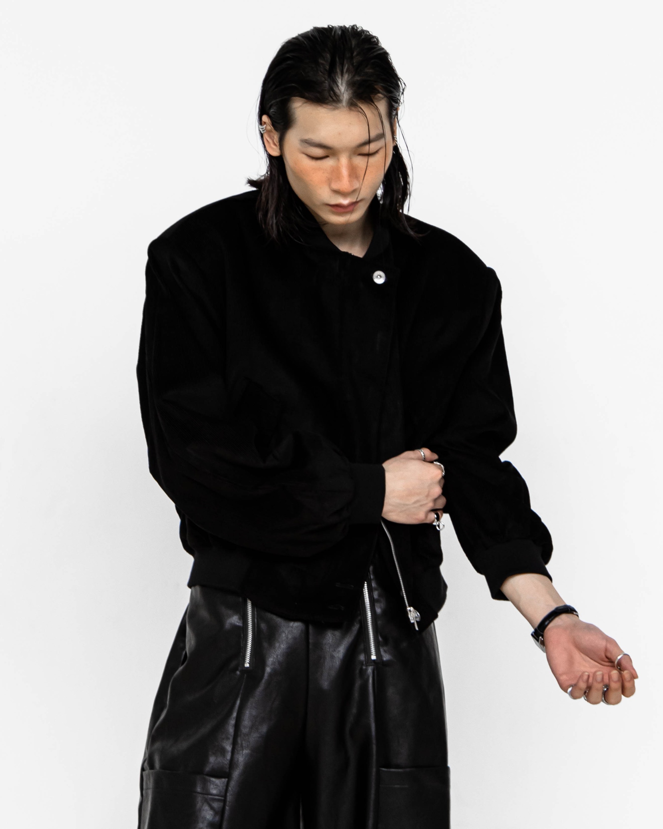 PADDED BOMBER JACKET - BLACK 
