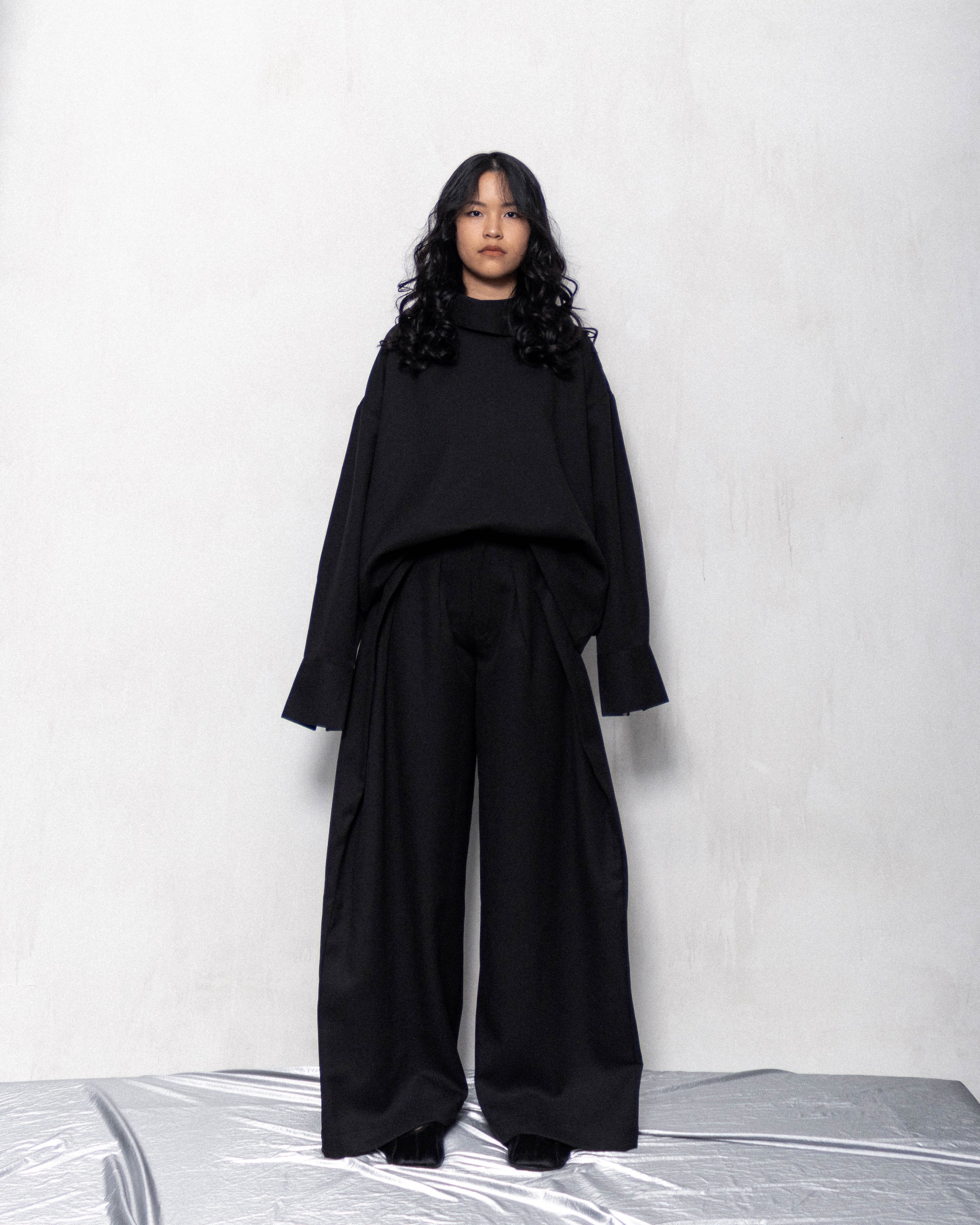 MAJOR OVERSIZE TOP - BLACK