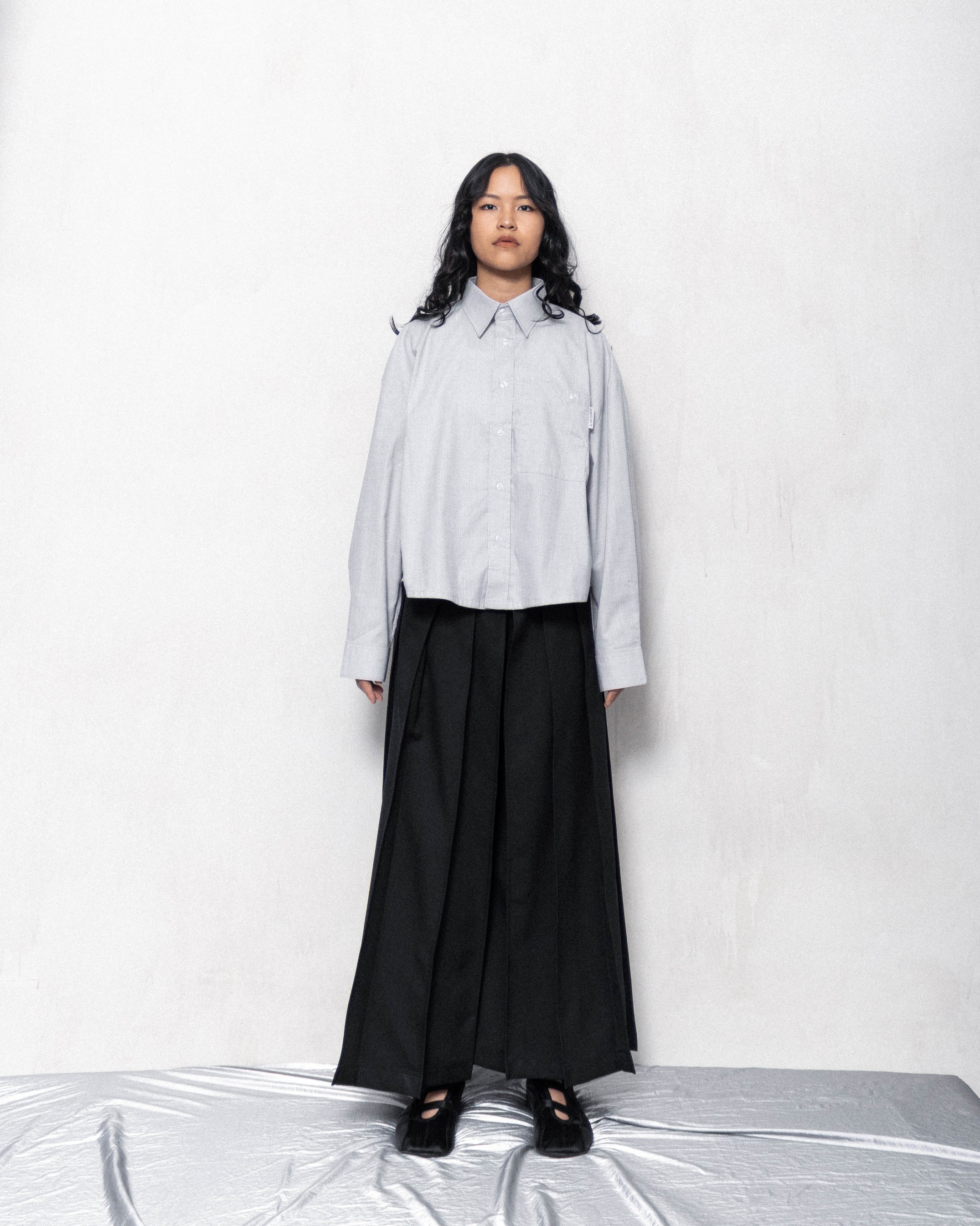 CUBICAL BOXY SHIRT - WHITE GRAY