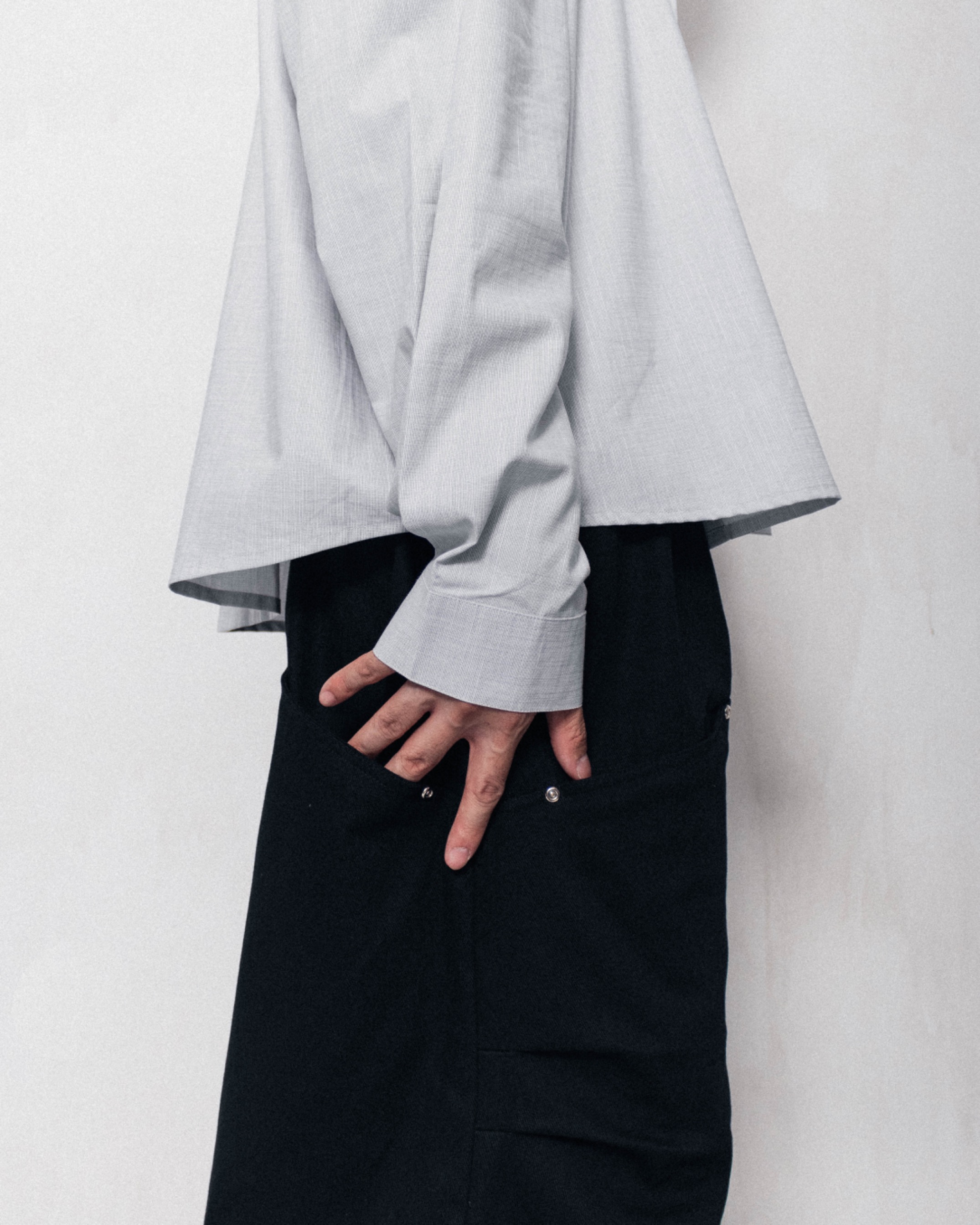 SYMETRY CARGO PANTS - BLACK  