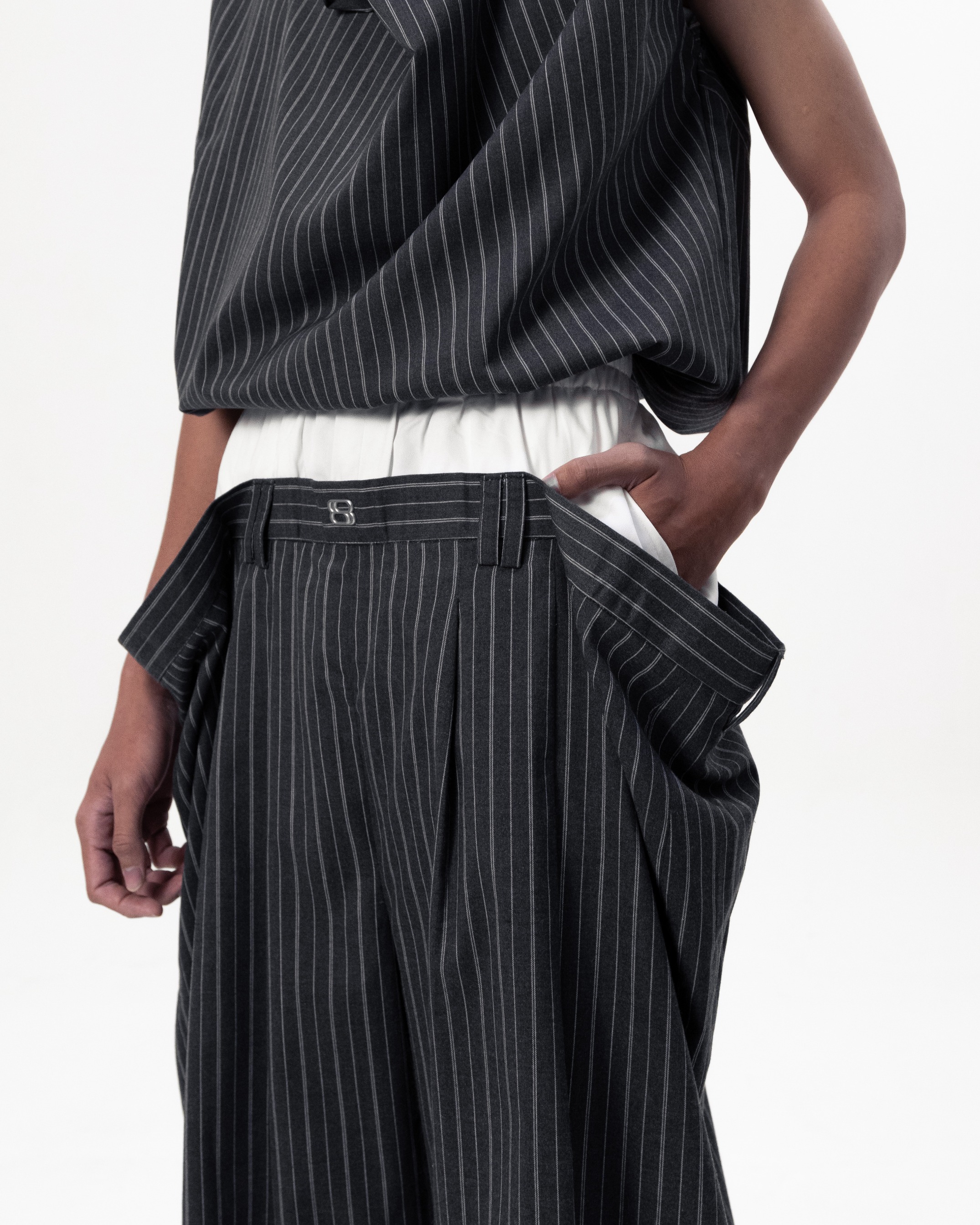 PEDESTRIAN LAYERED TROUSERS