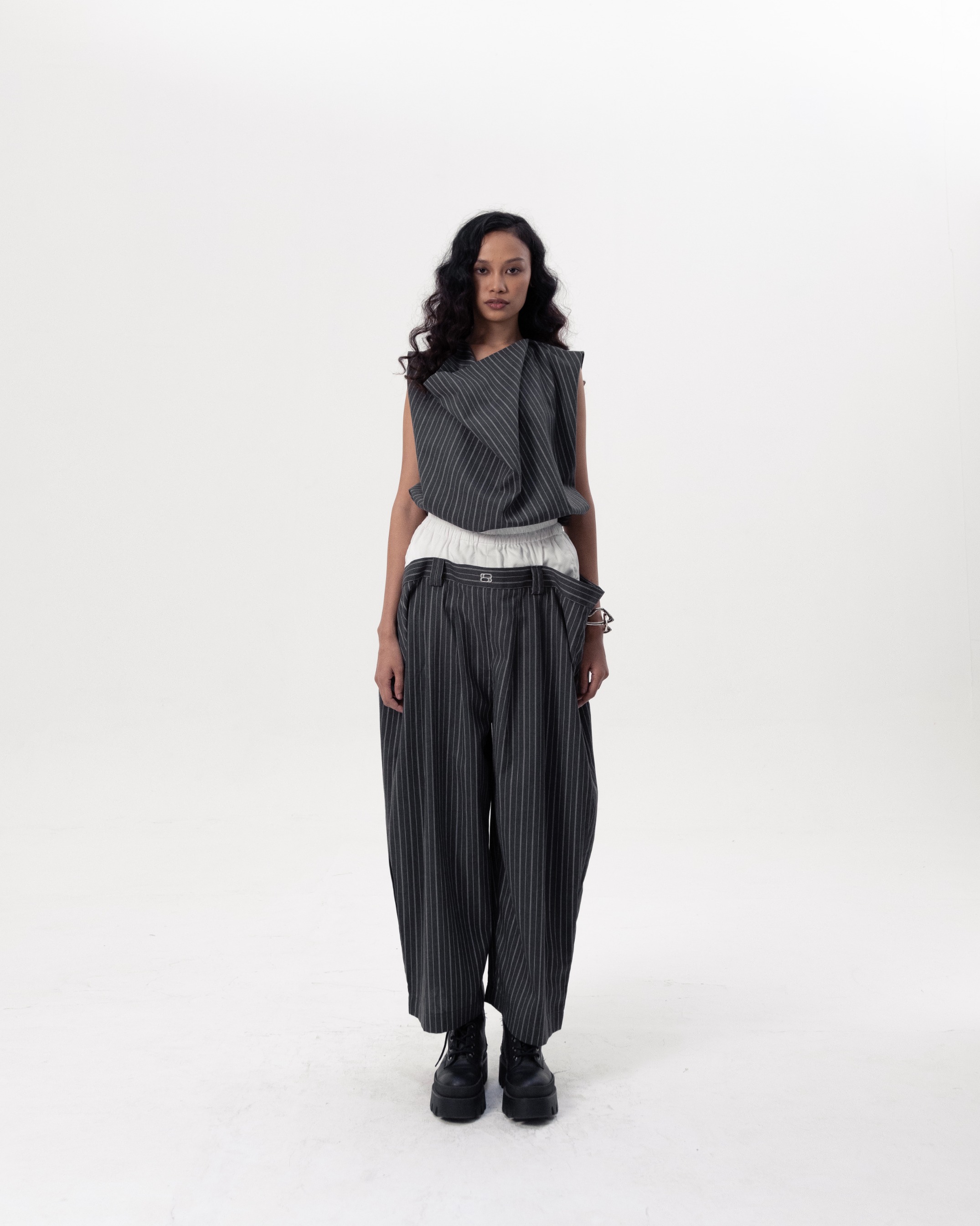 PEDESTRIAN LAYERED TROUSERS